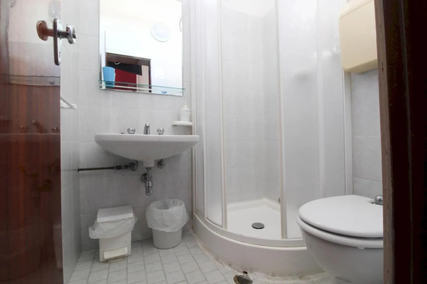 Bathroom in Hotel Abbondanza