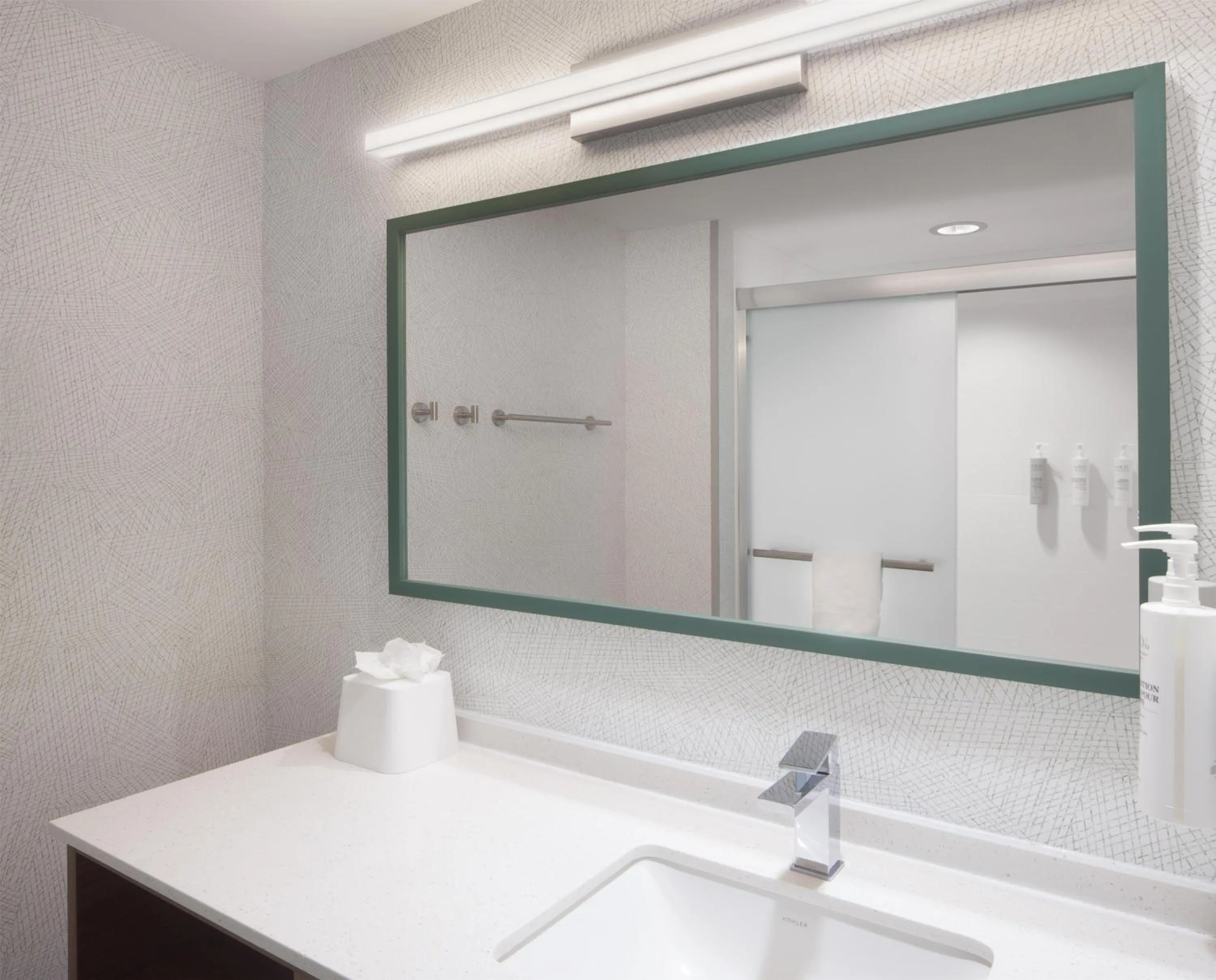 Bathroom in Home2 Suites By Hilton Owensboro