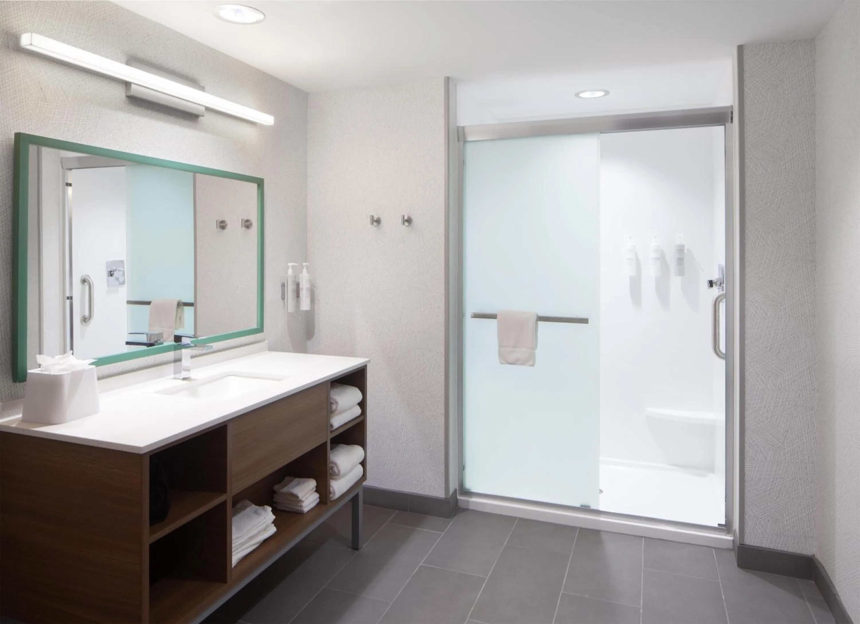 Bathroom in Home2 Suites By Hilton Owensboro