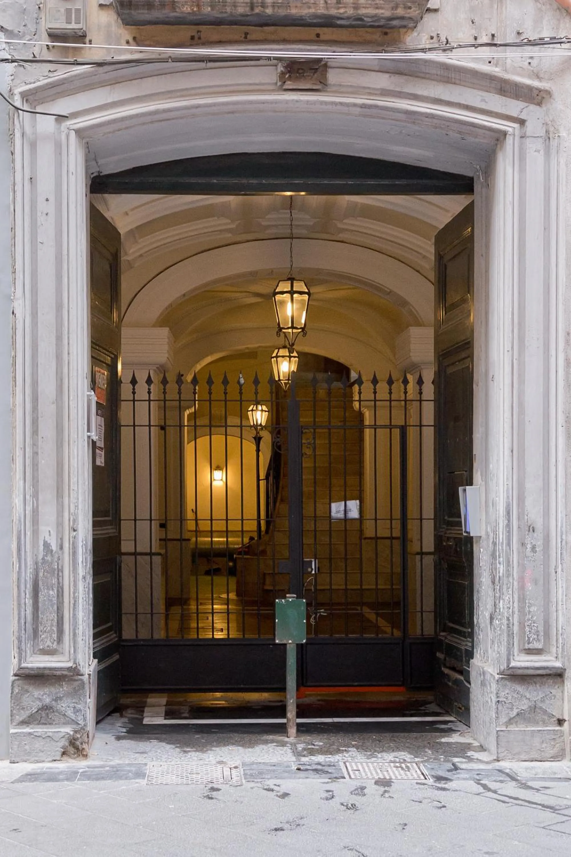 Facade/entrance in Chiaia 197 Deluxe Residence