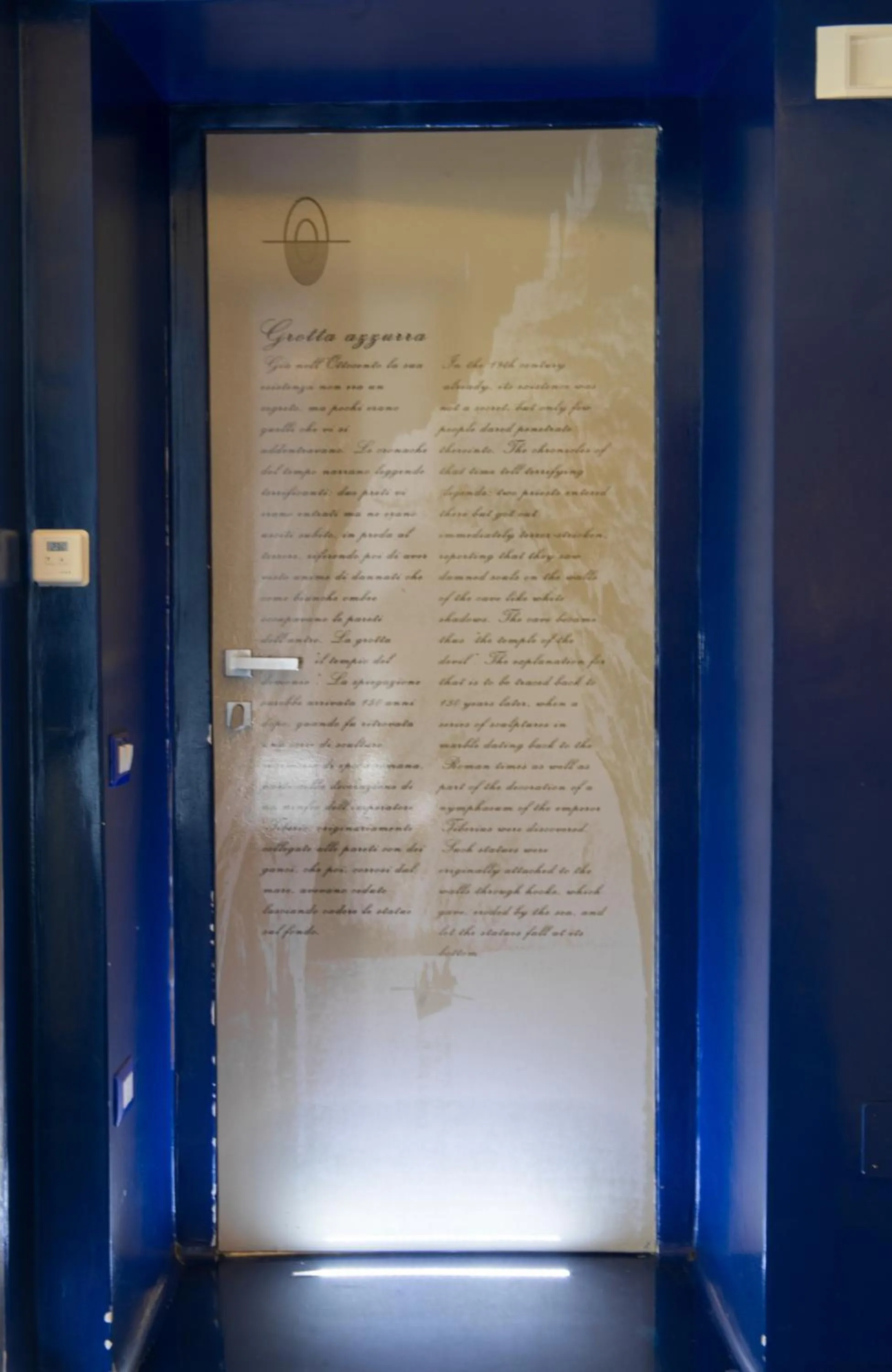 Decorative detail in Chiaia 197 Deluxe Residence