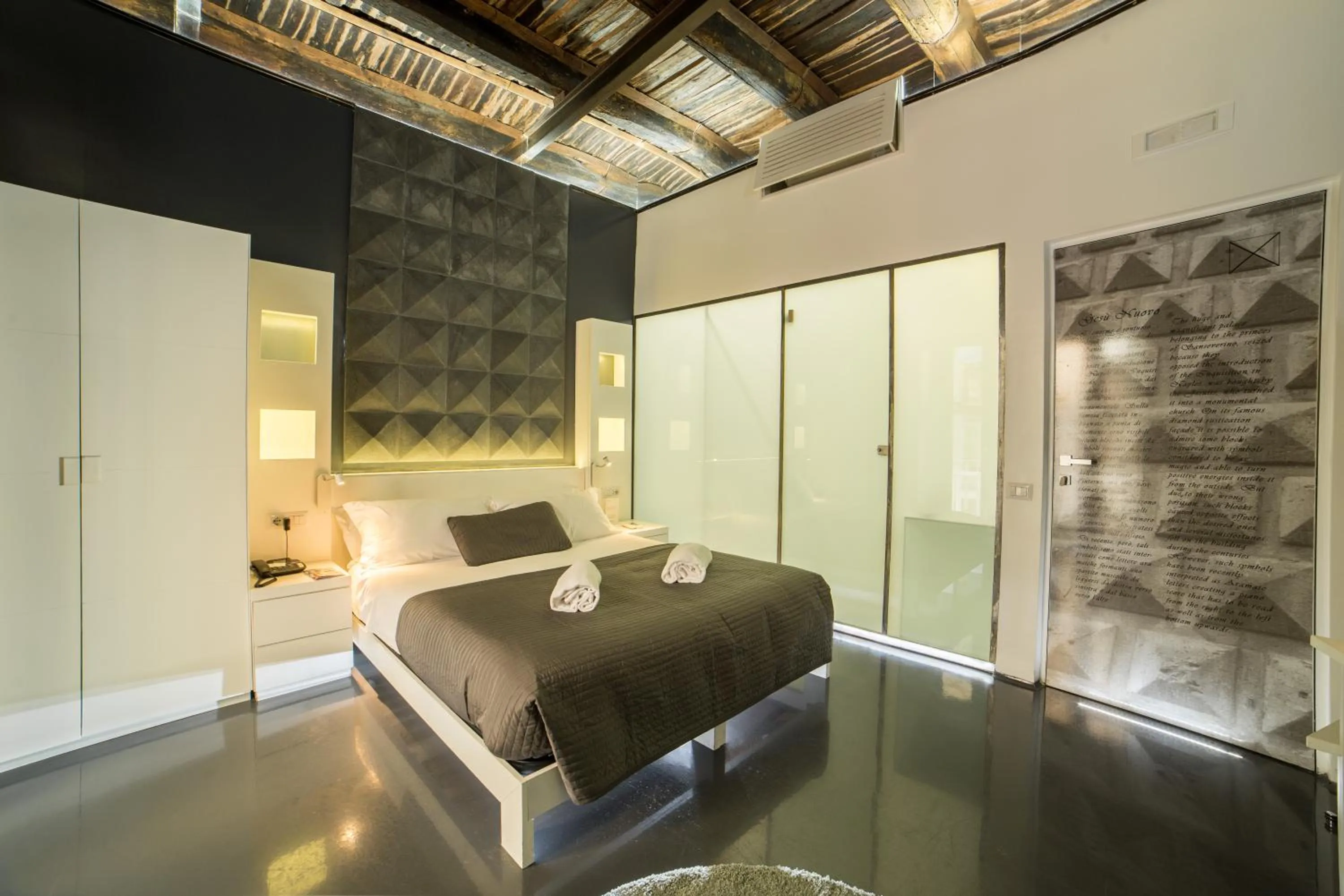 Bedroom, Bed in Chiaia 197 Deluxe Residence