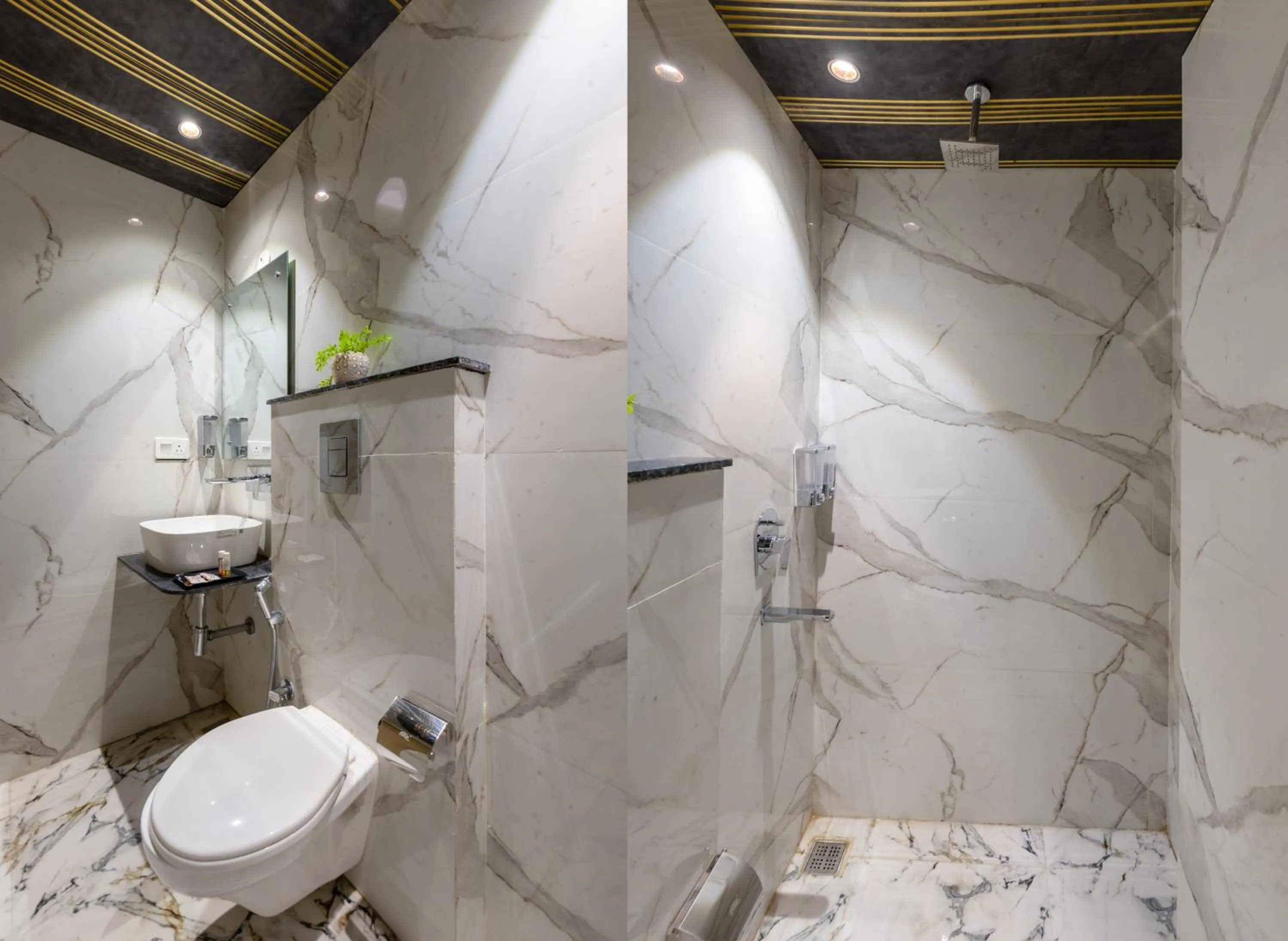 Shower in Hotel Stay House Inn 3 Mints walk from New Delhi Railway station,5 Mints from Metro