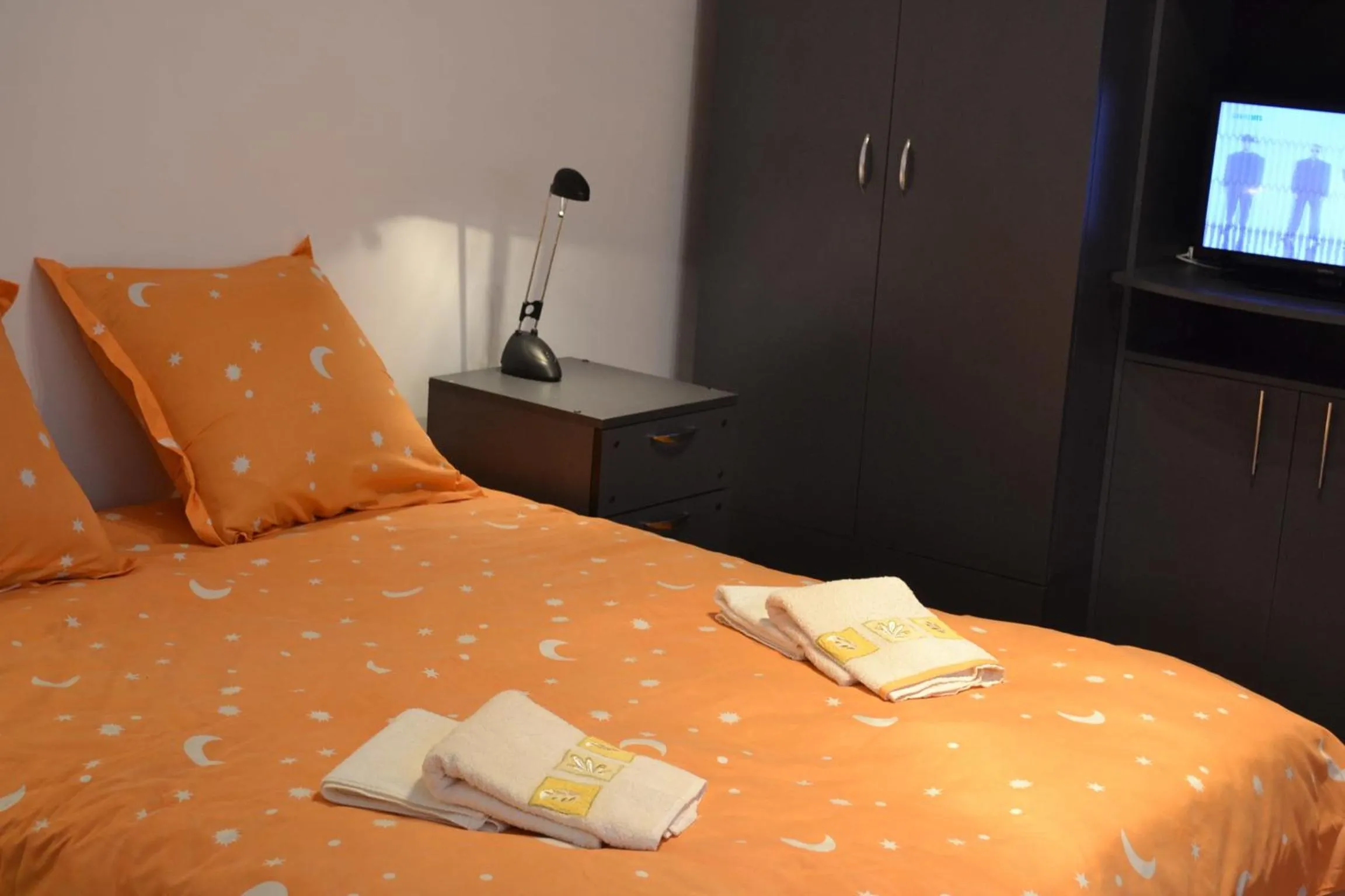 Bed in Victoria Studio