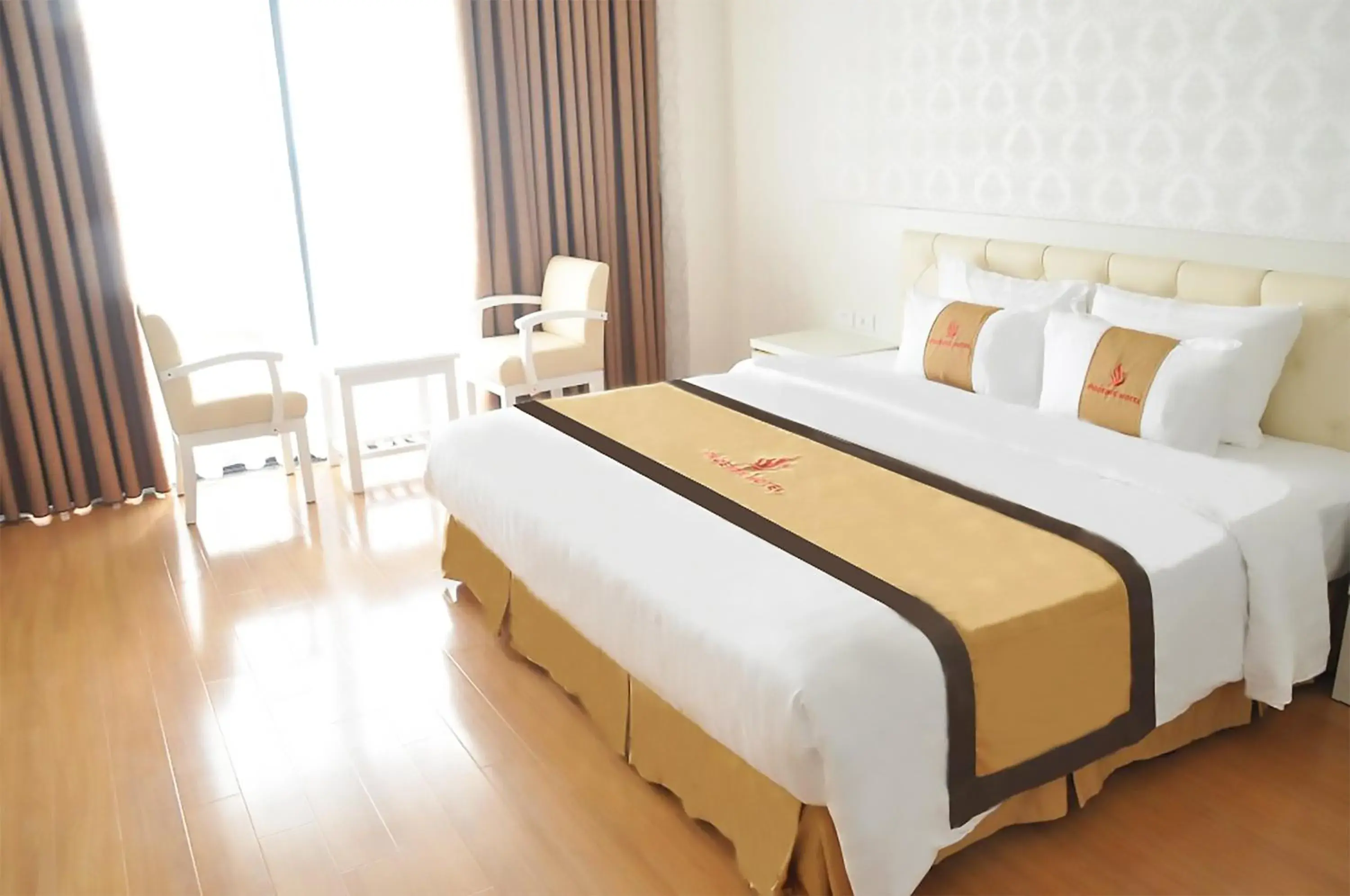 Deluxe Double Room in Phuong Hoang Hotel Deluxe Double Room in Phuong Hoang Hotel