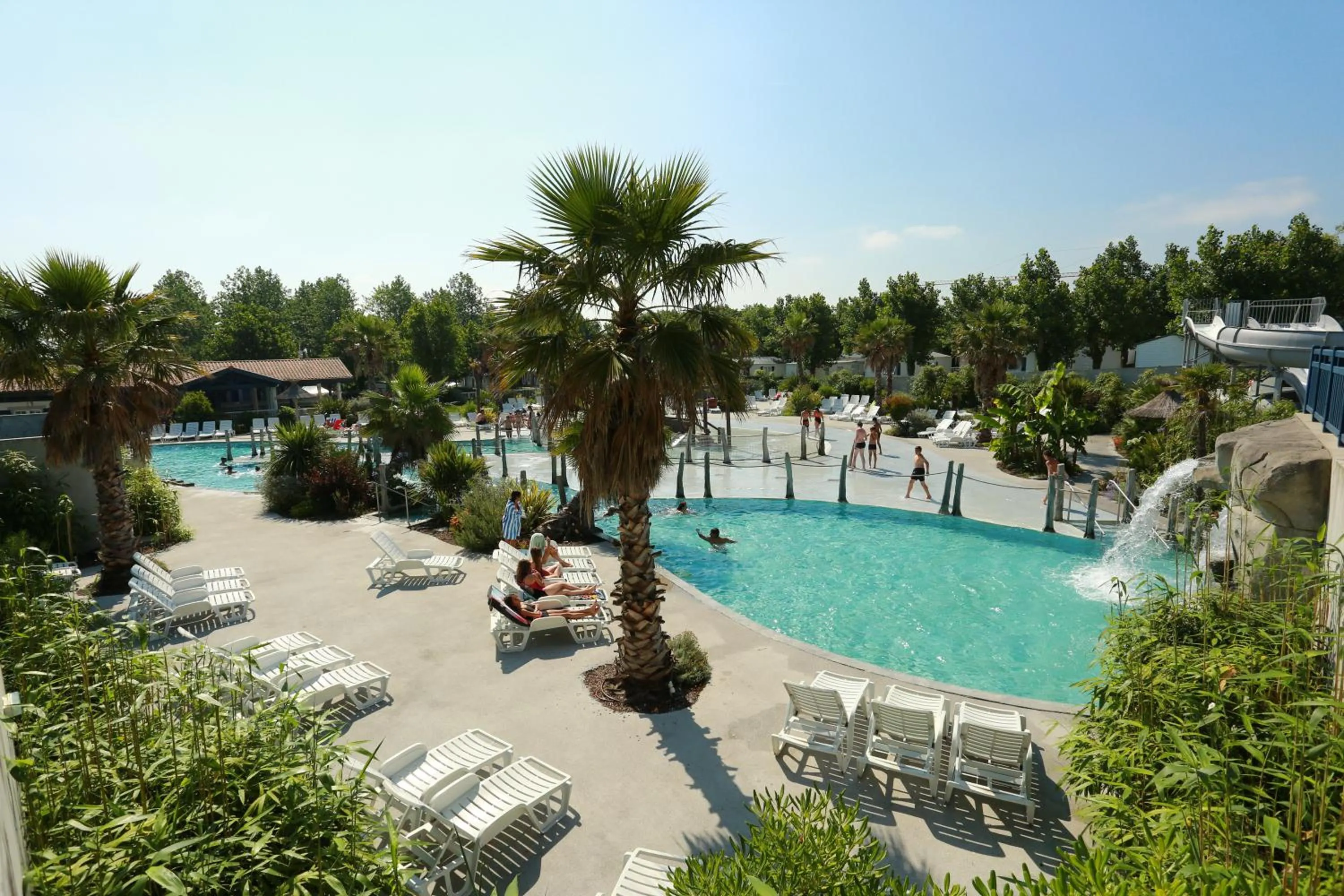 Swimming pool, Pool View in Résidence Ilbarritz