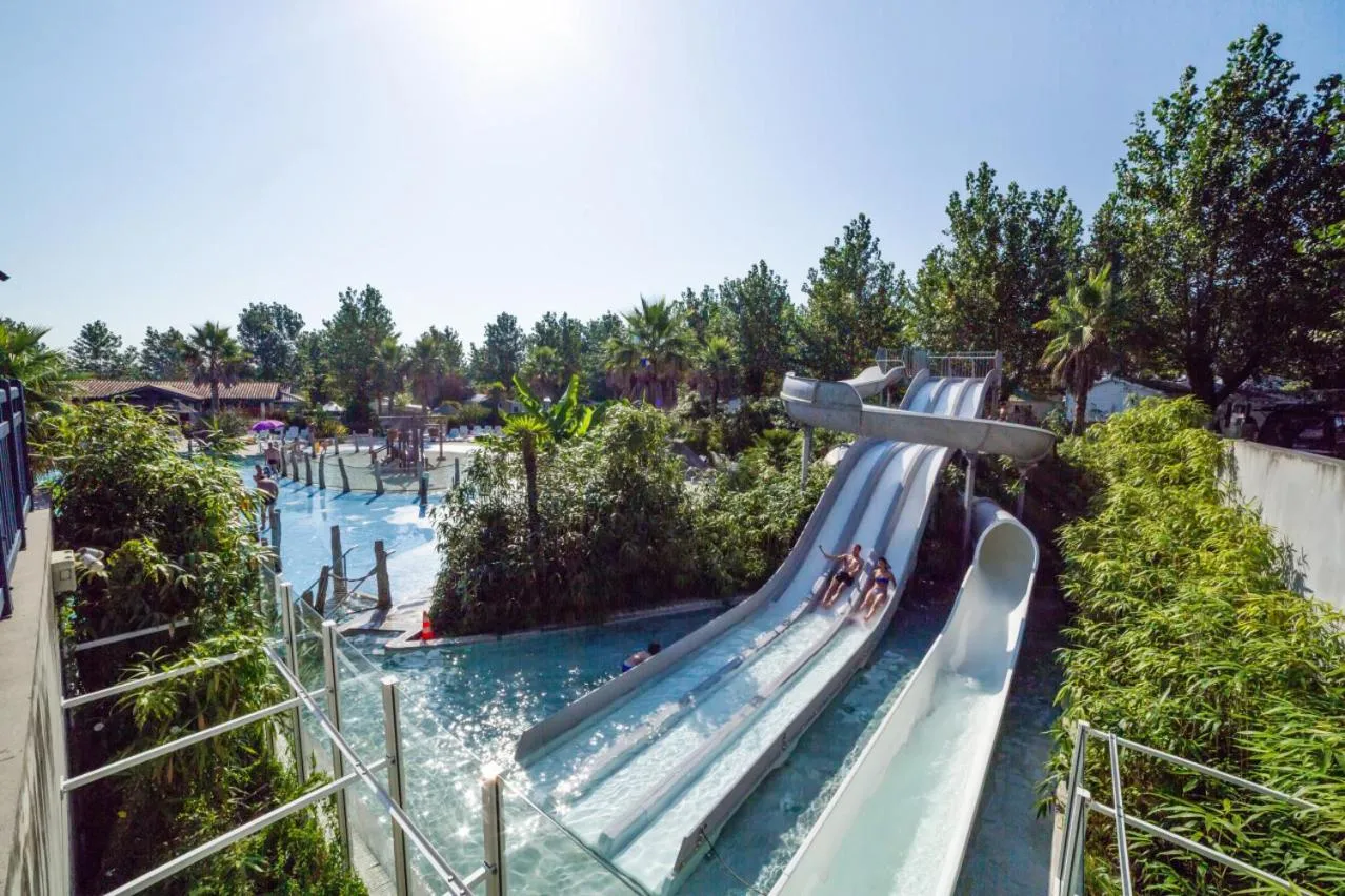 Property building, Water Park in Résidence Ilbarritz