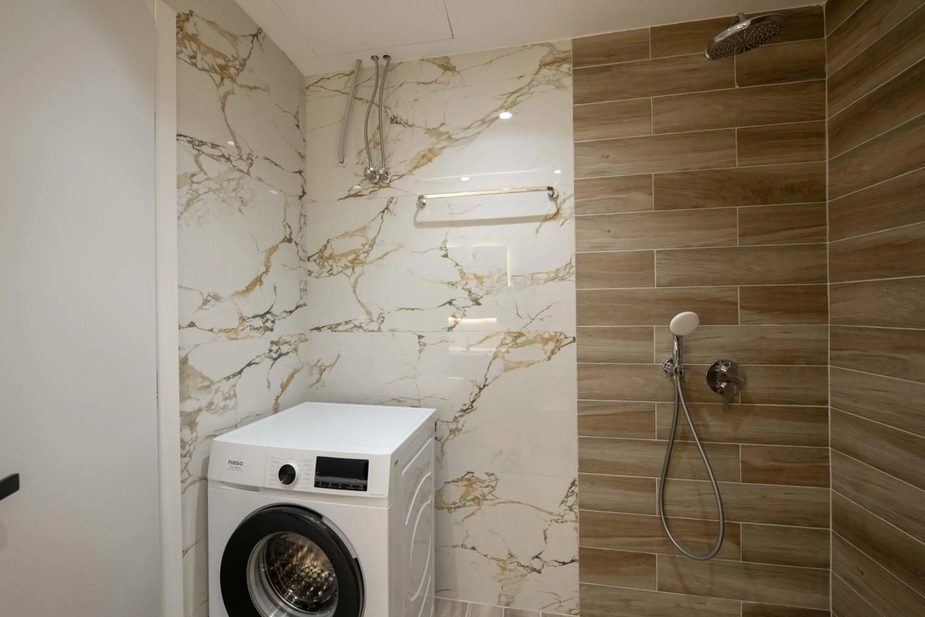 Shower in Regal Luxury Apartments