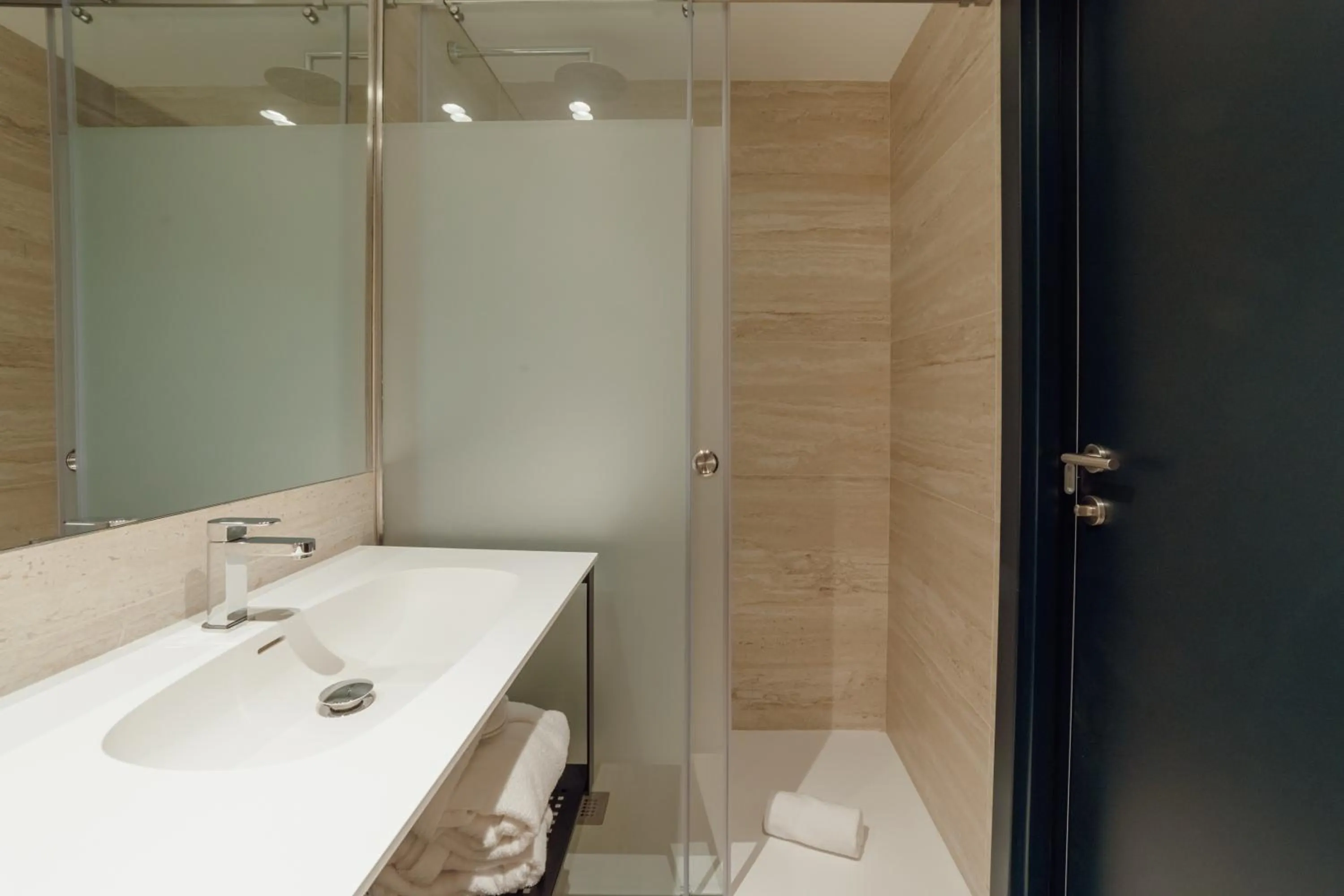 Shower in ABC Hotel Porto - Campanhã