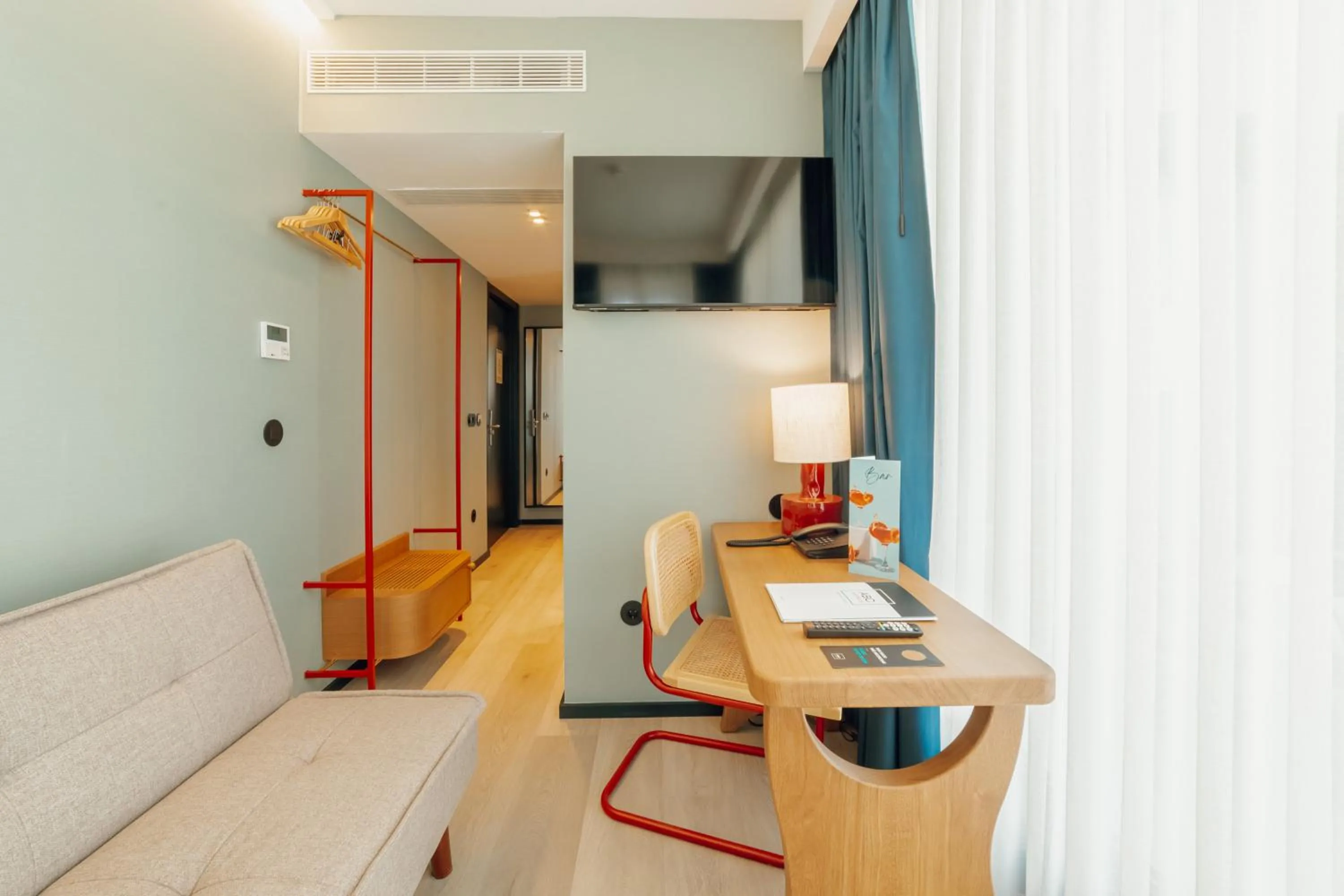 Communal lounge/ TV room in ABC Hotel Porto - Campanhã