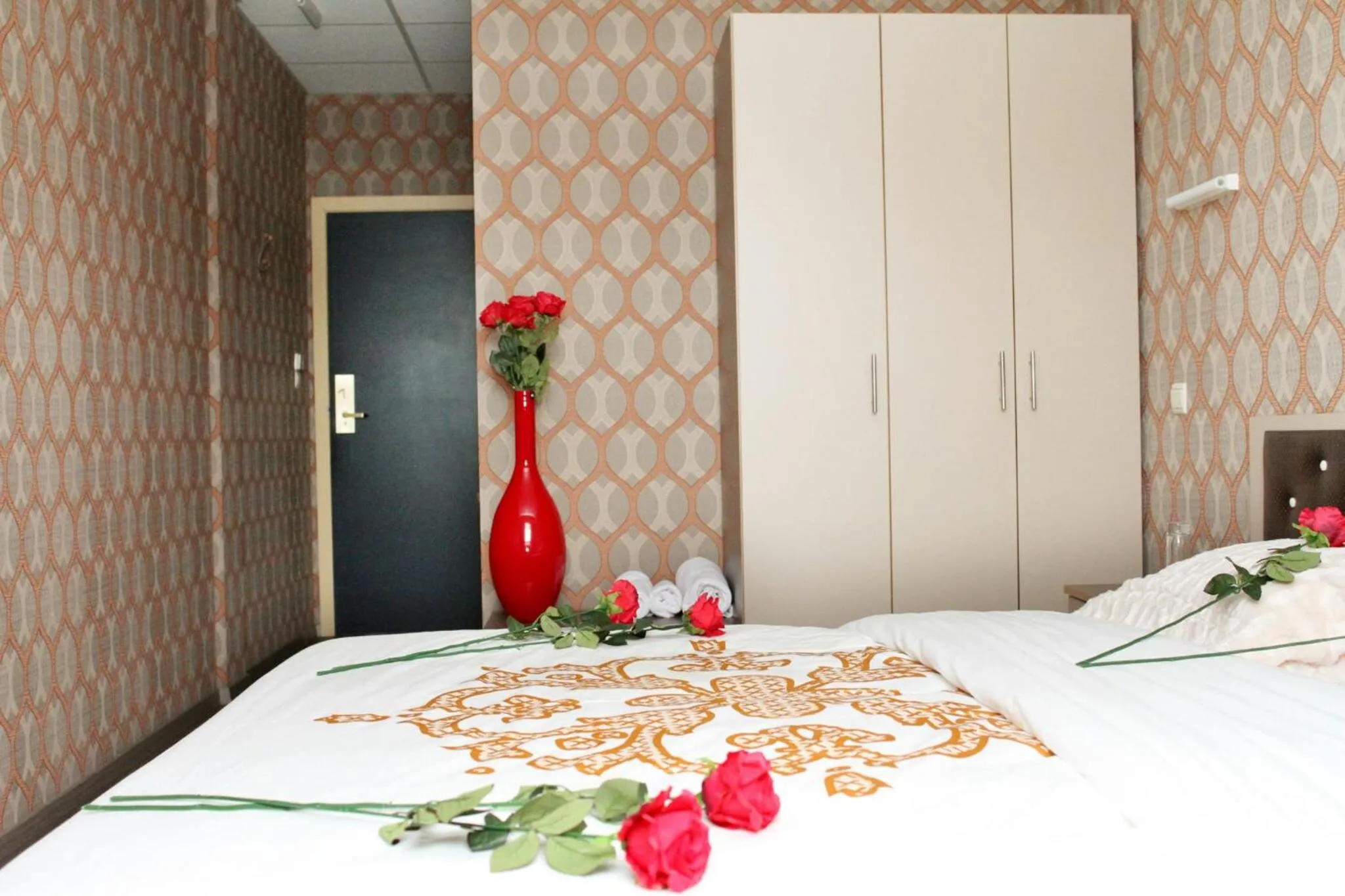 Property building, Bed in Hotel Rietgors