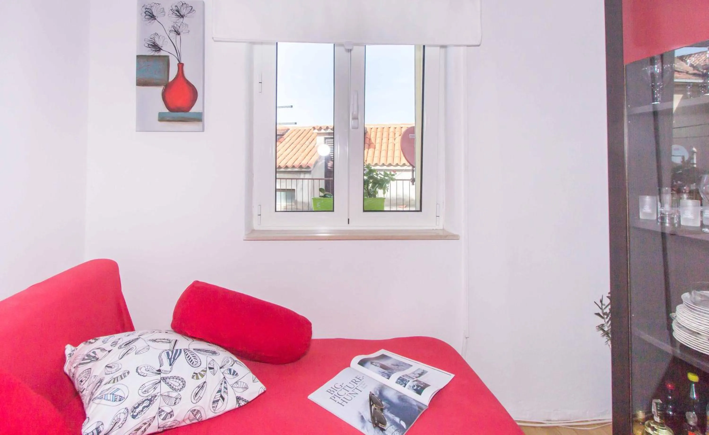 Street view in Red Valentino Apartment
