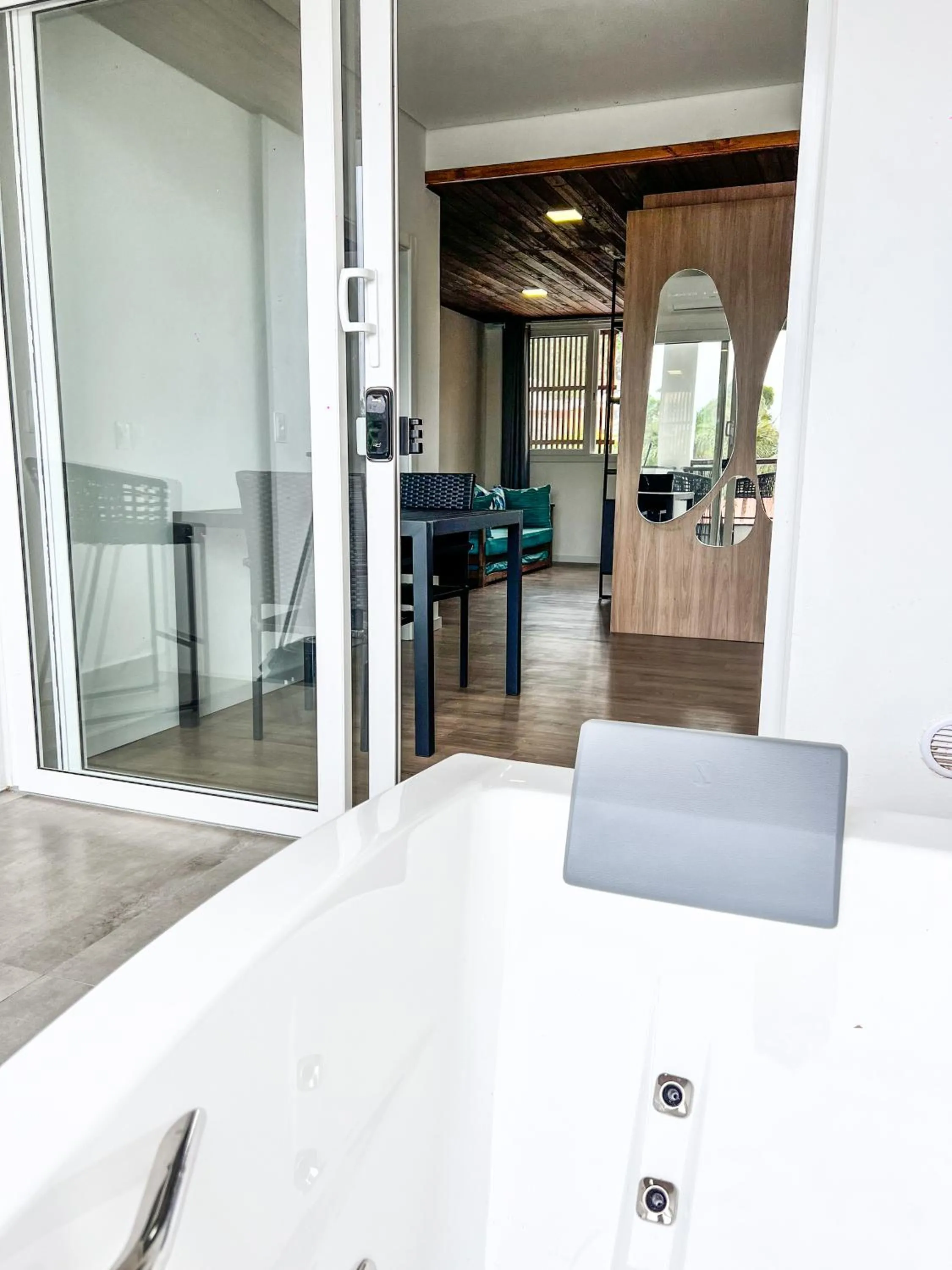 Hot Tub in Gamboa Luna y Sol Apart-Hotel