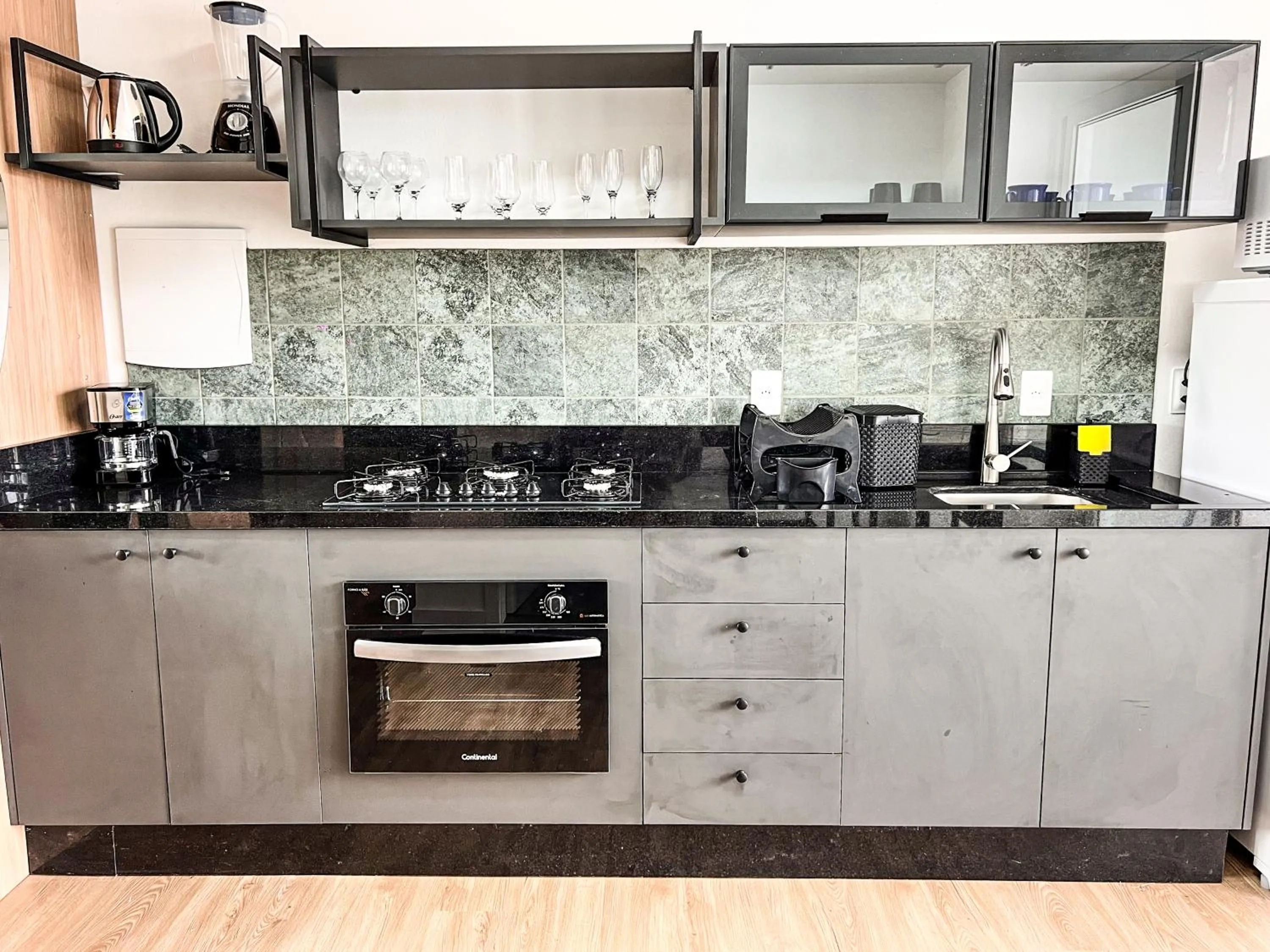 Kitchen or kitchenette in Gamboa Luna y Sol Apart-Hotel