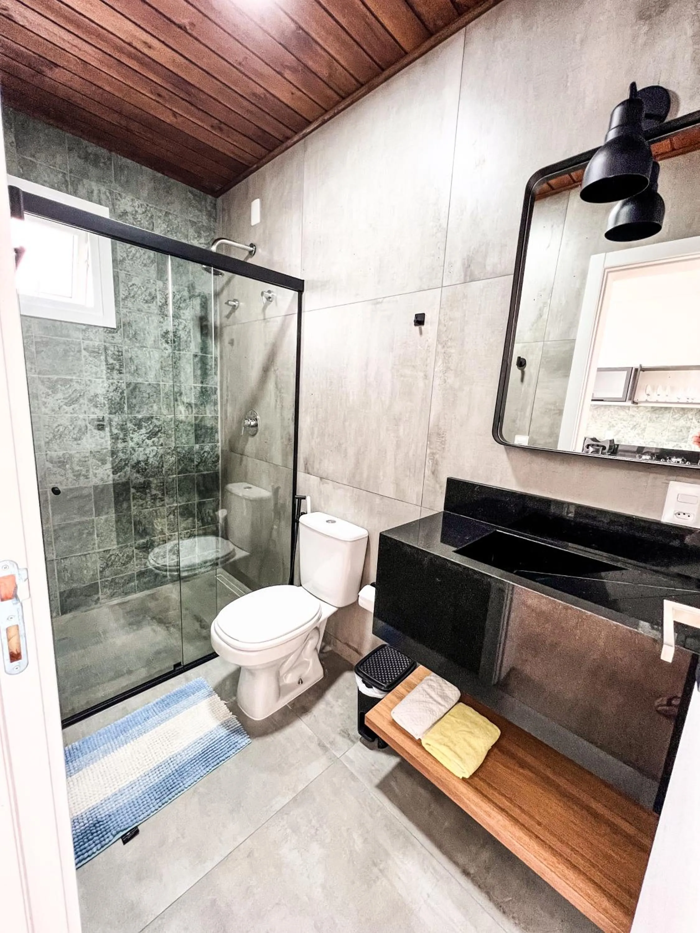 Toilet in Gamboa Luna y Sol Apart-Hotel