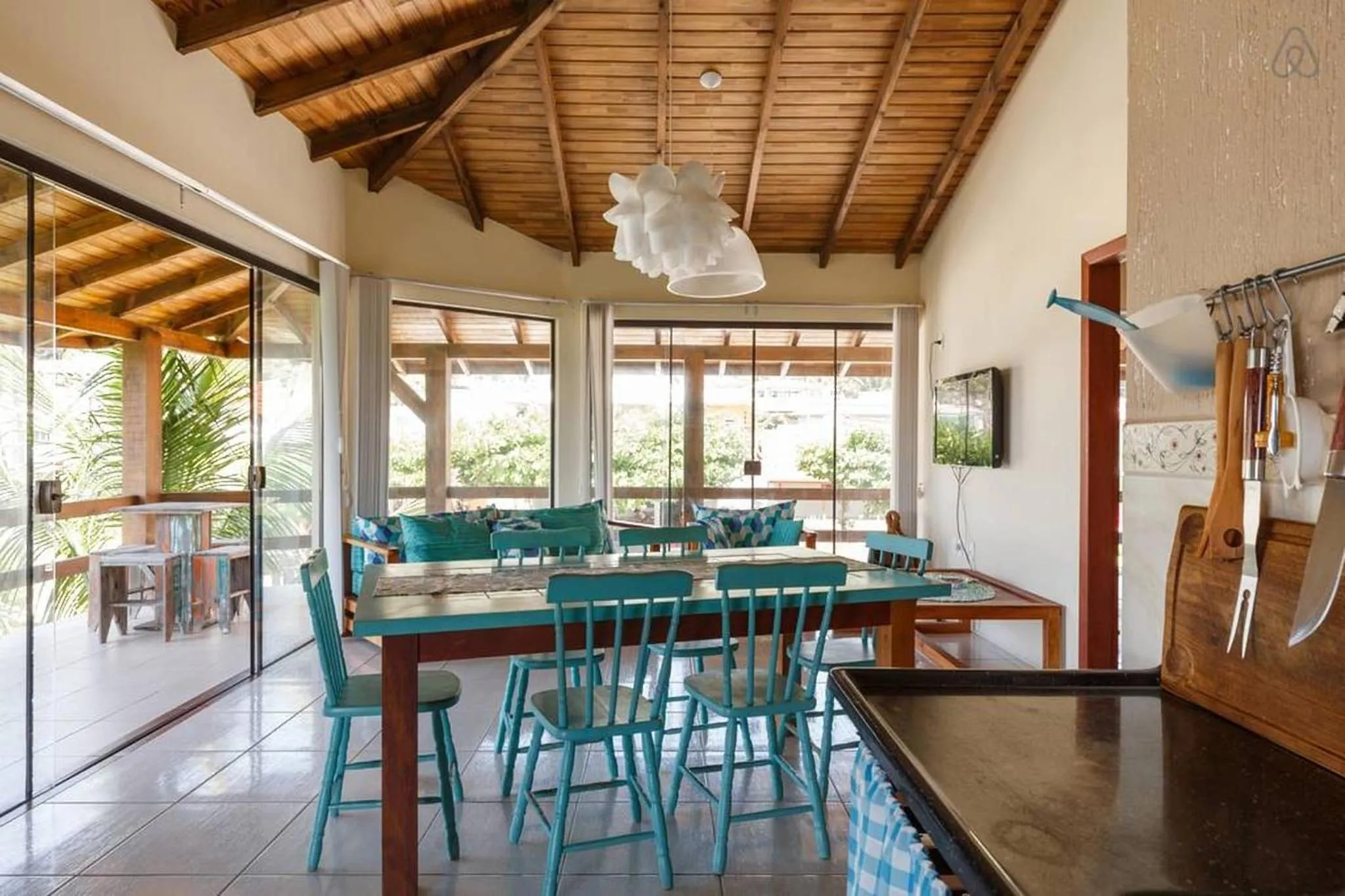 TV and multimedia in Gamboa Luna y Sol Apart-Hotel