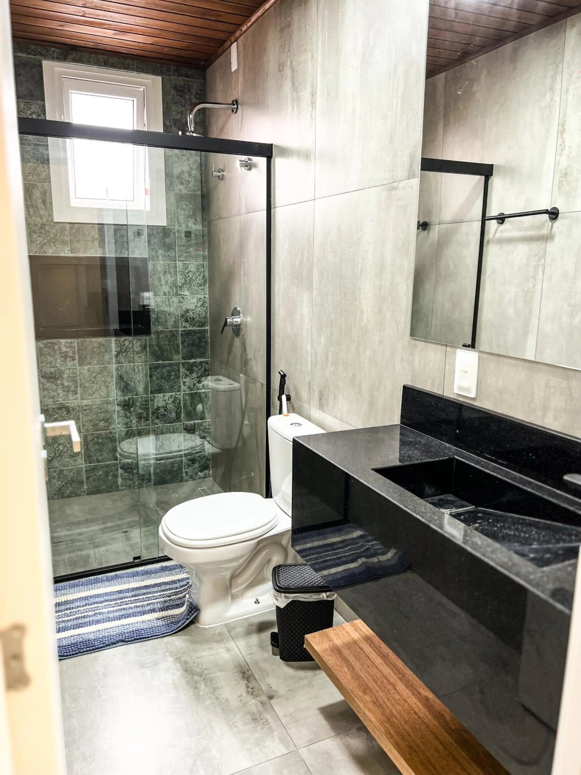 Shower in Gamboa Luna y Sol Apart-Hotel