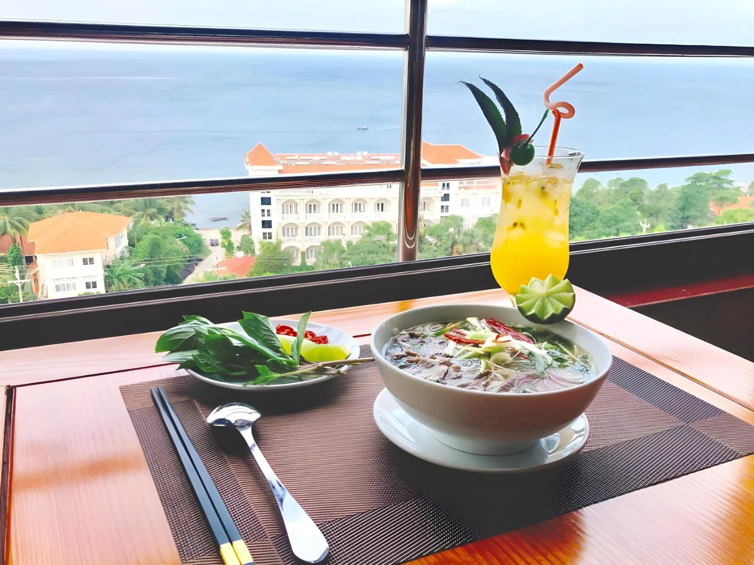 Food and drinks in Stellar Hotel Phú Quốc