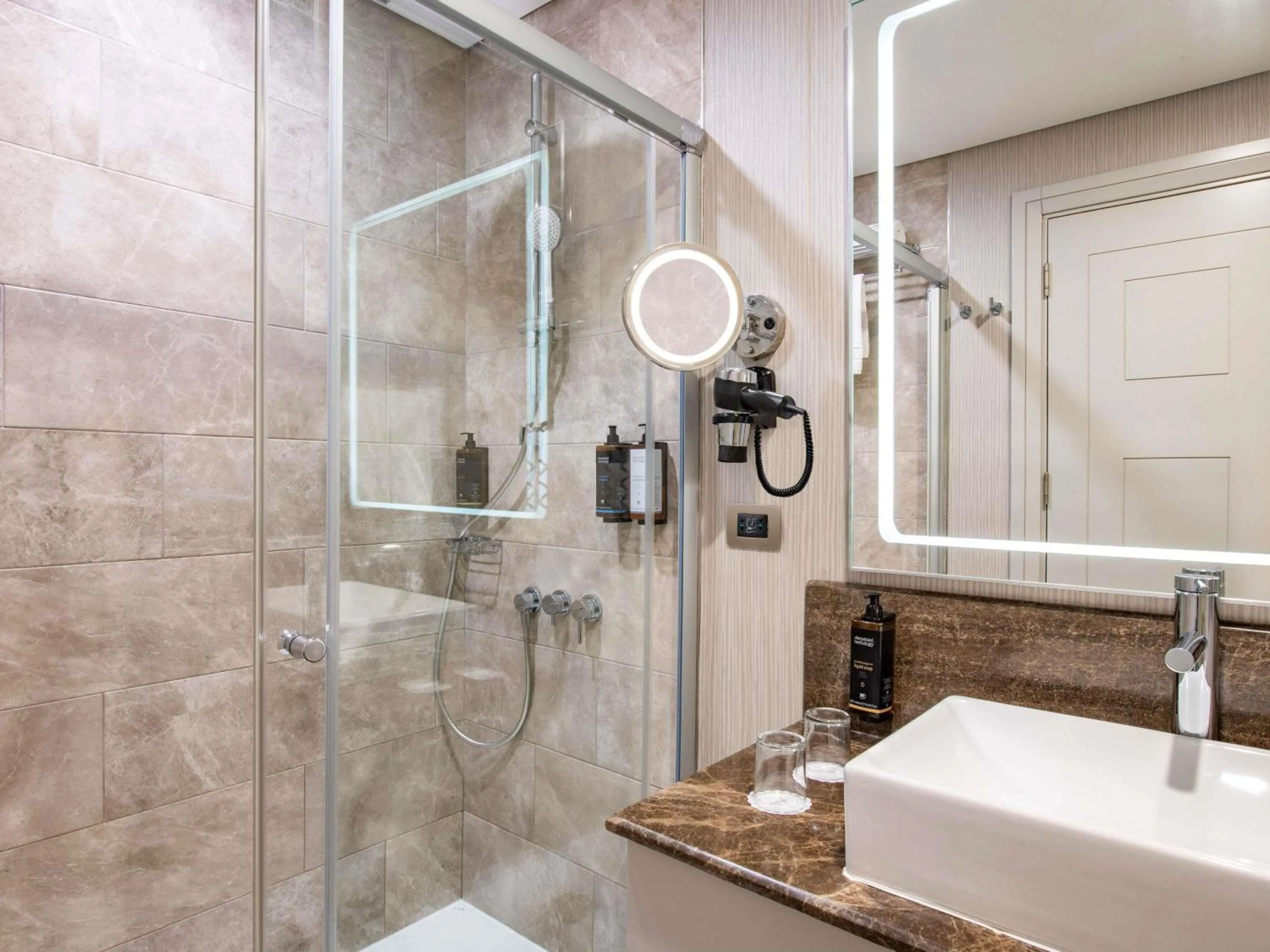 Bedroom in Mercure Tbilisi Old Town