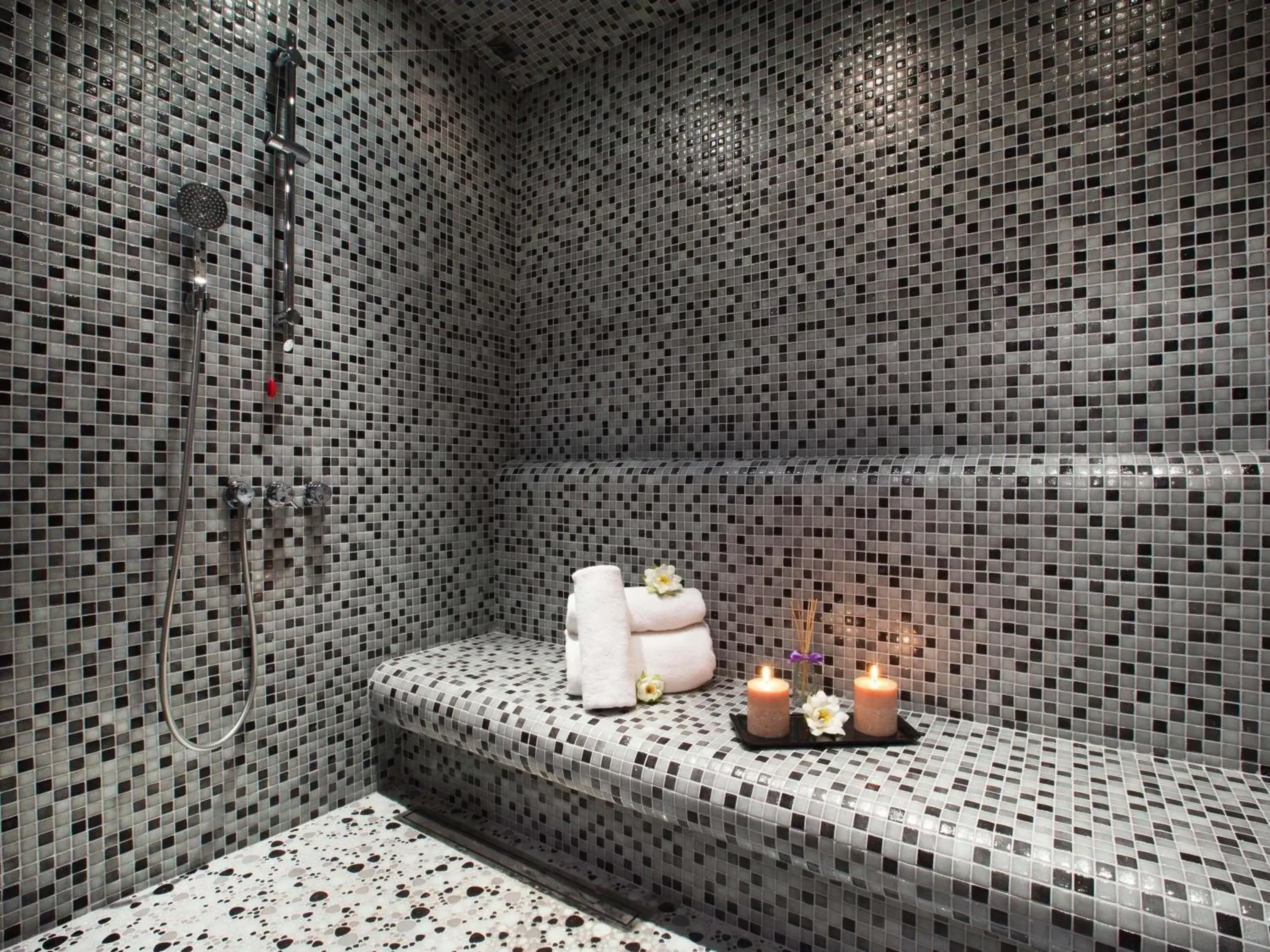 Property building in Mercure Tbilisi Old Town Property building in Mercure Tbilisi Old Town