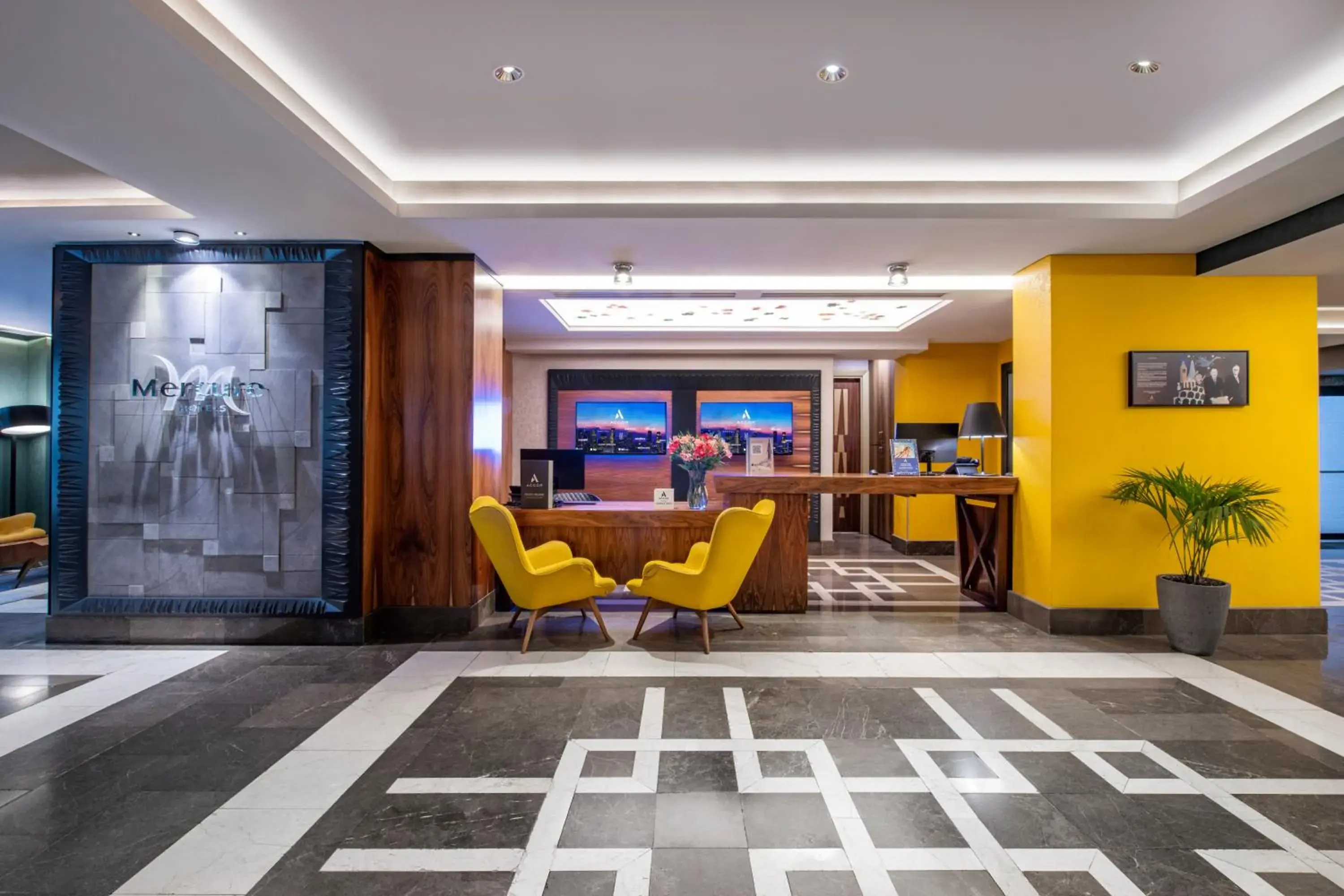 Lobby or reception in Mercure Tbilisi Old Town Lobby or reception in Mercure Tbilisi Old Town