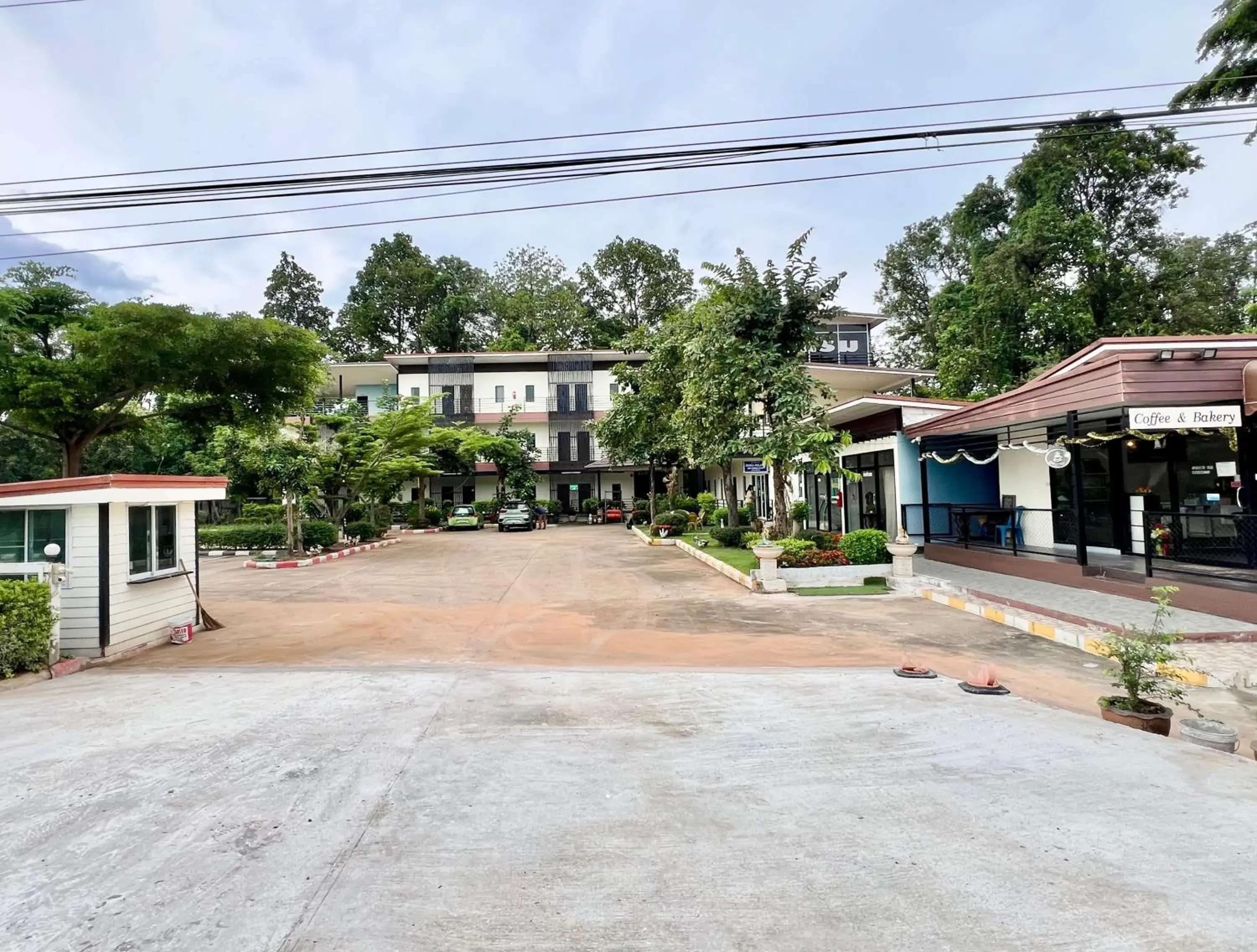 Property building in Rungreang Hotel Property building in Rungreang Hotel