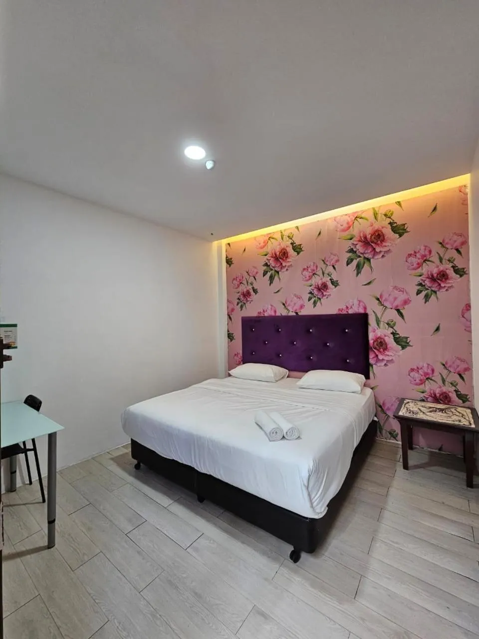 Bed in V Garden Hotel by Minsu