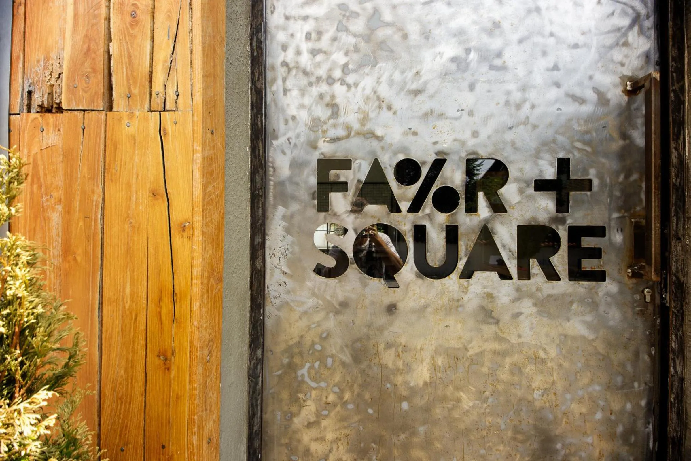 Facade/entrance in Hostel Fair and Square