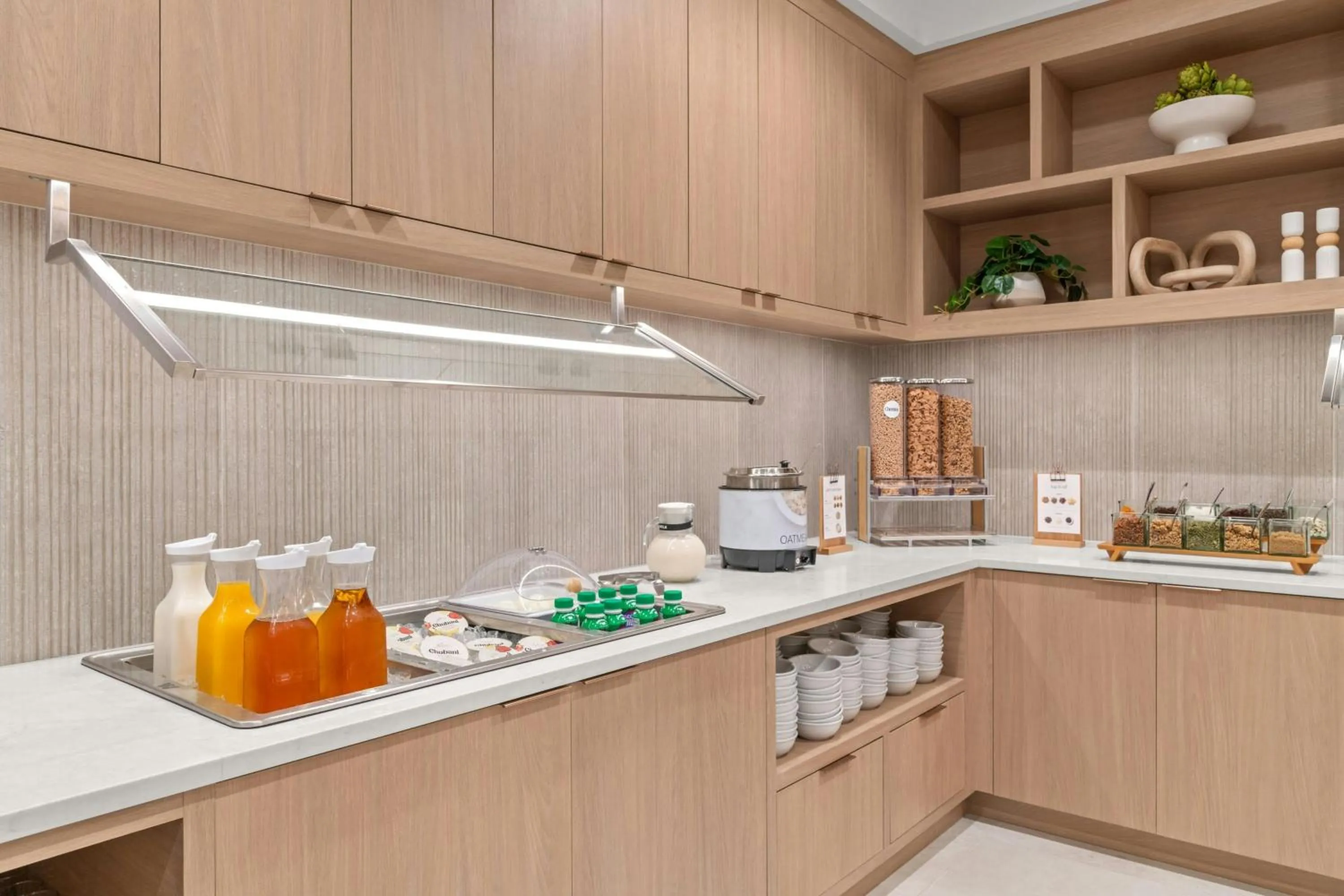 Breakfast in Residence Inn by Marriott Melville