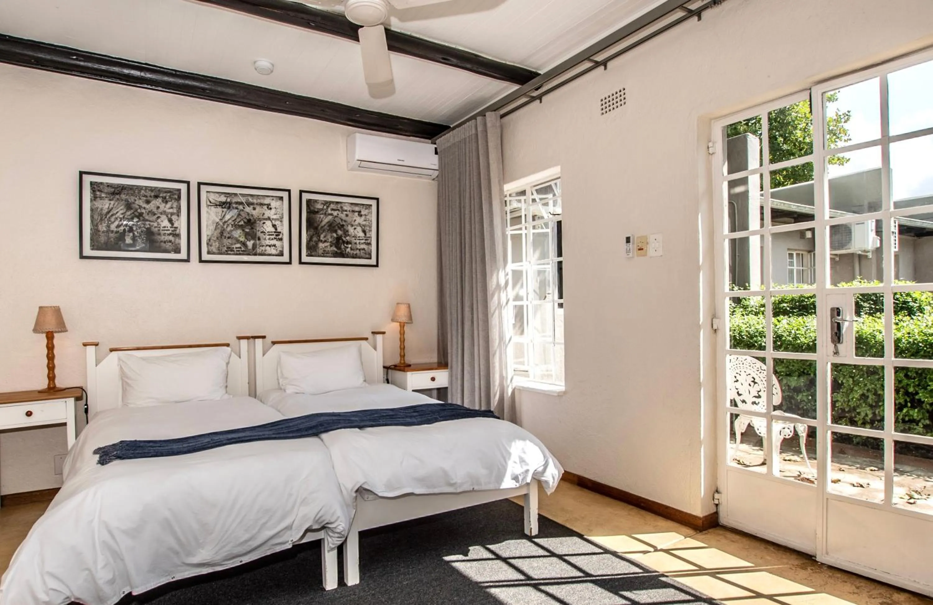 Bedroom, Bed in Graskop Hotel