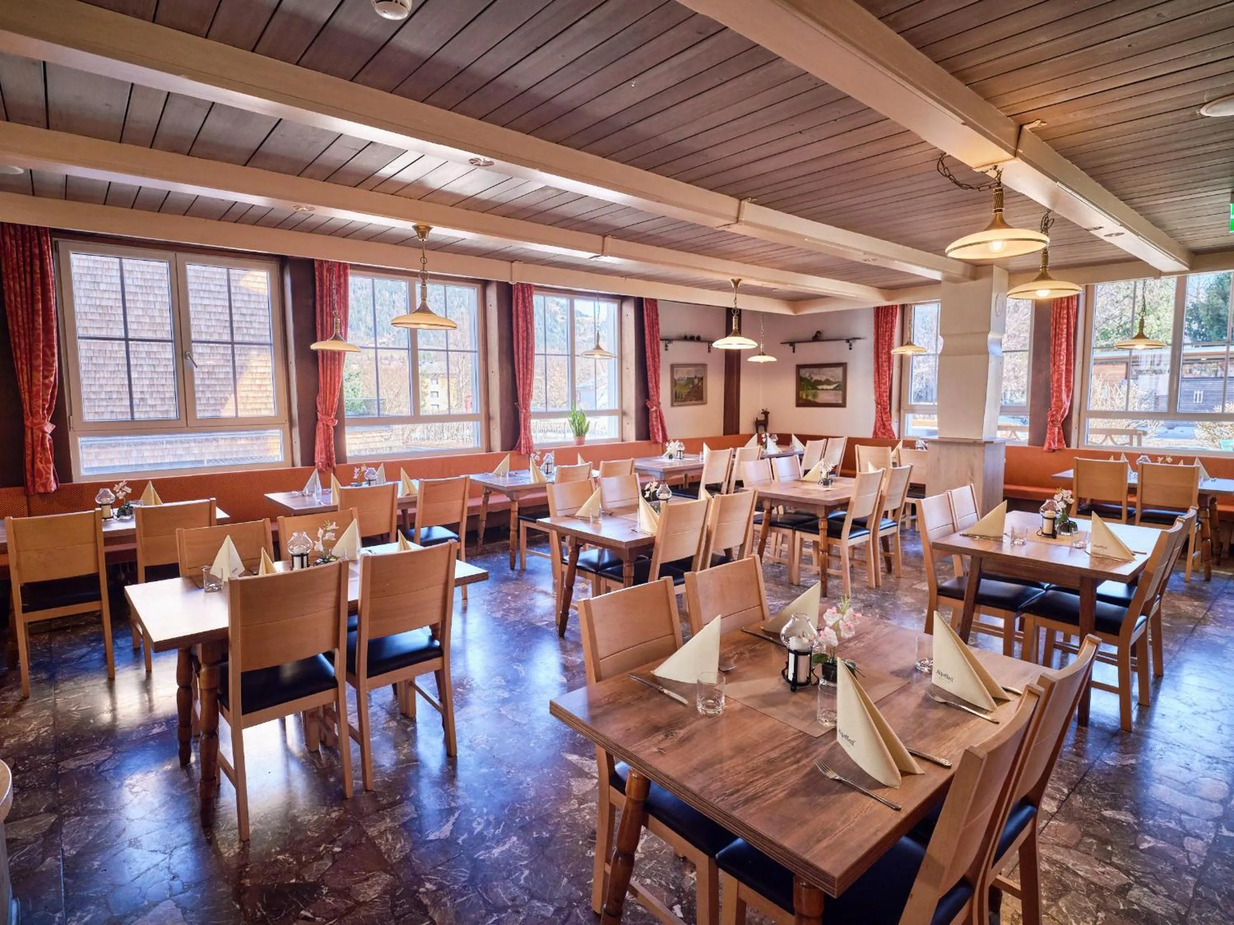 Restaurant/places to eat in Hotel Pinzgauerhof by Alpeffect Hotels