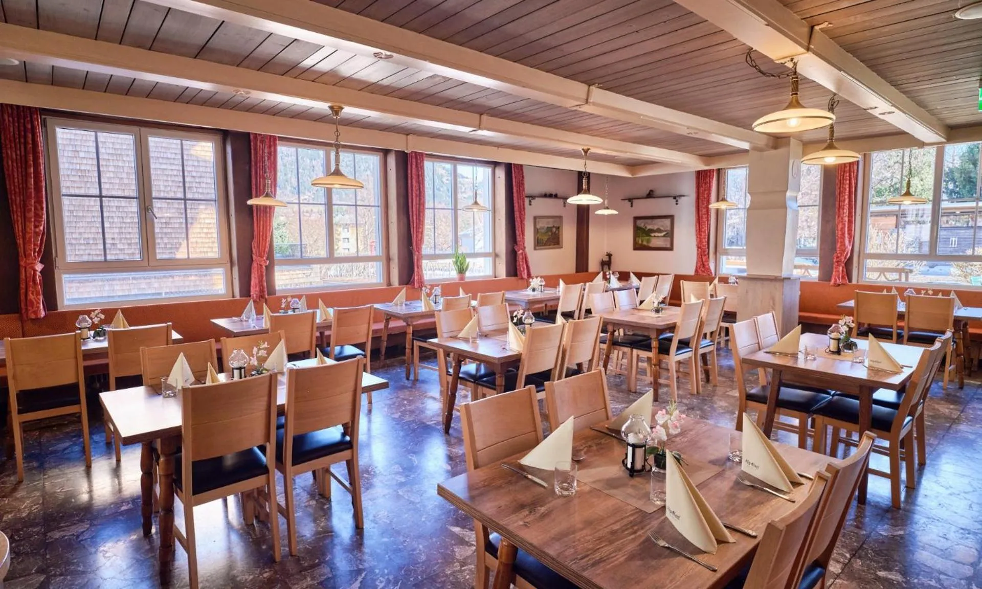 Restaurant/places to eat in Hotel Pinzgauerhof by Alpeffect Hotels