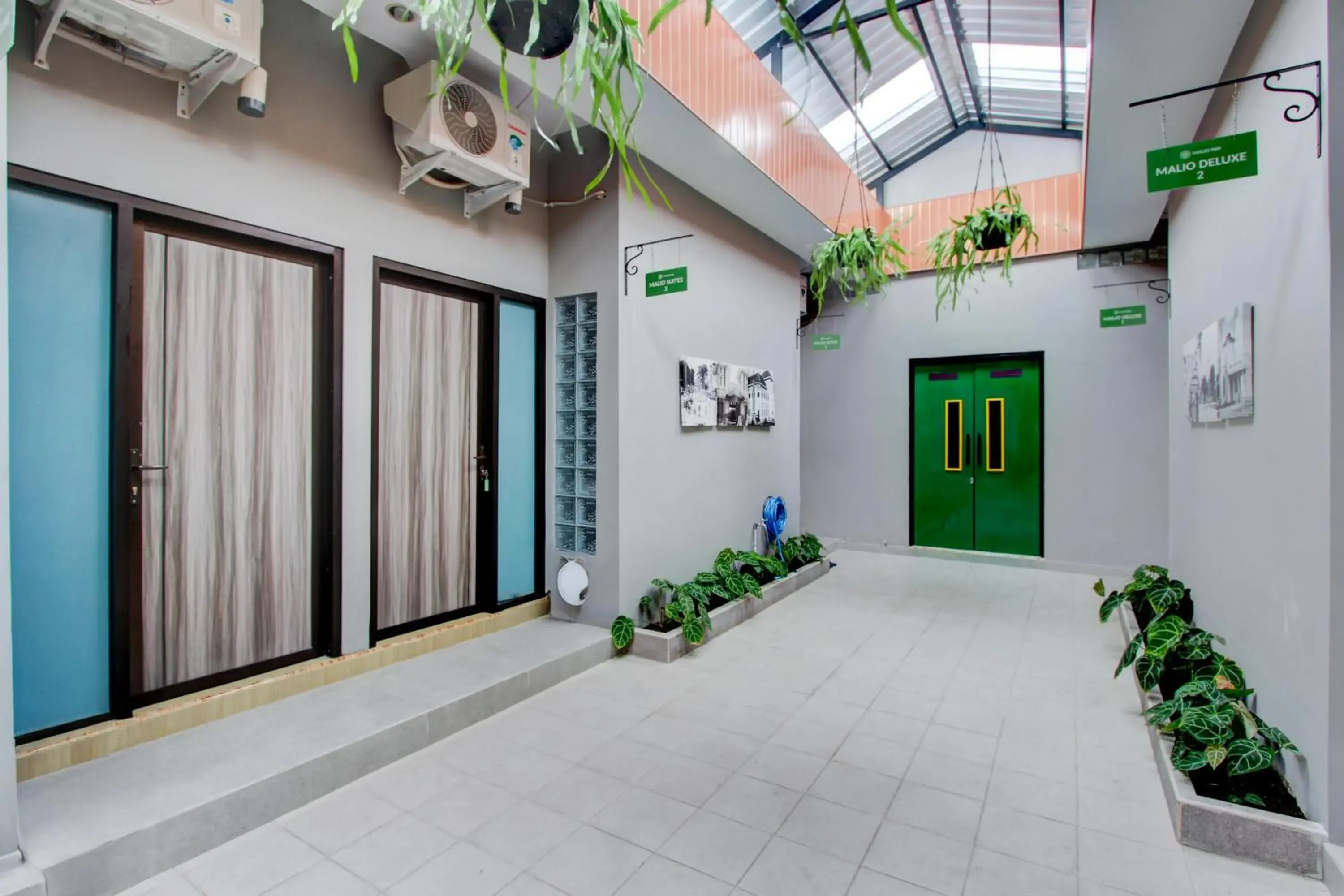 Facade/entrance in Hotel O Yogyakarta near Jalan Malioboro formerly Malio Inn Facade/entrance in Hotel O Yogyakarta near Jalan Malioboro formerly Malio Inn