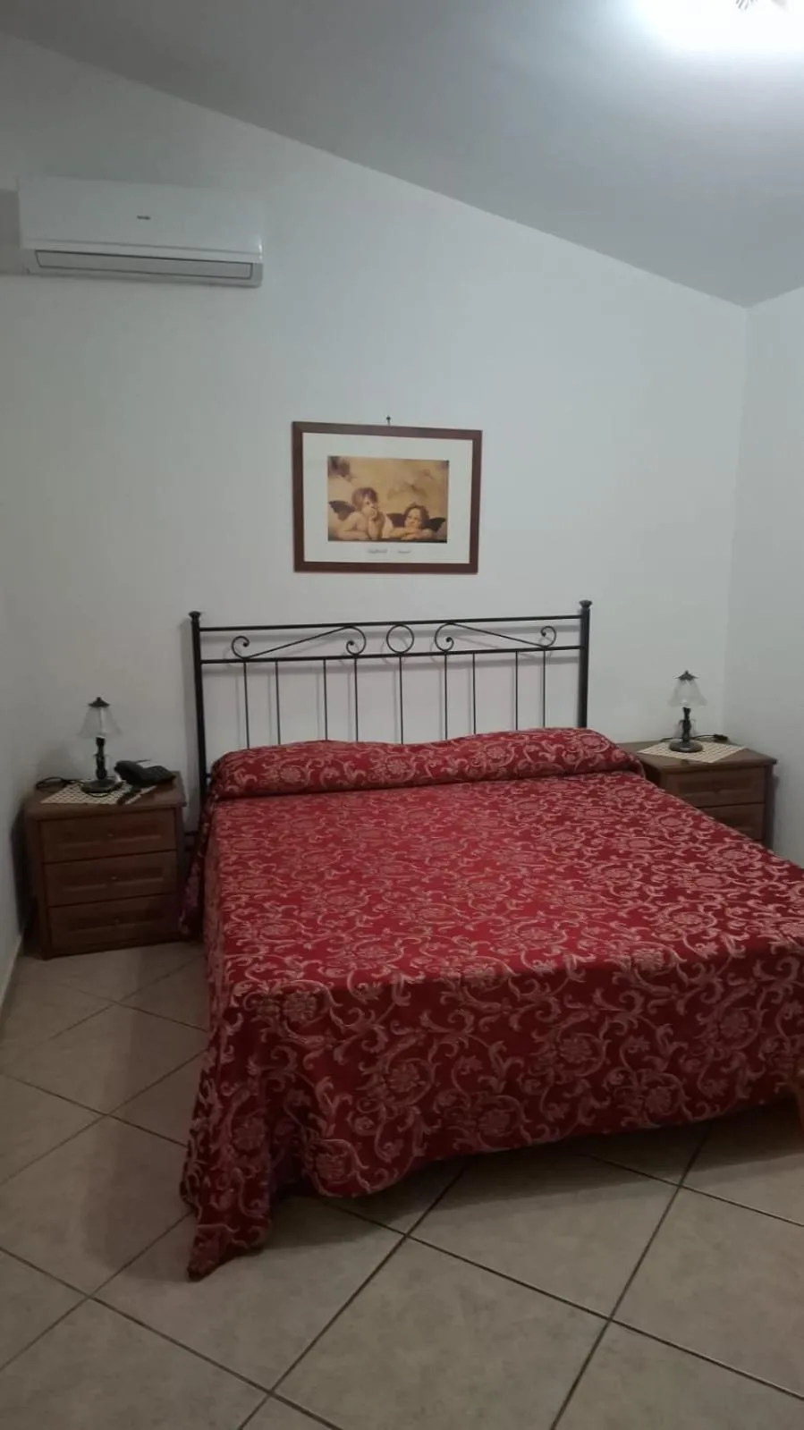 Bed in Hotel Savoia