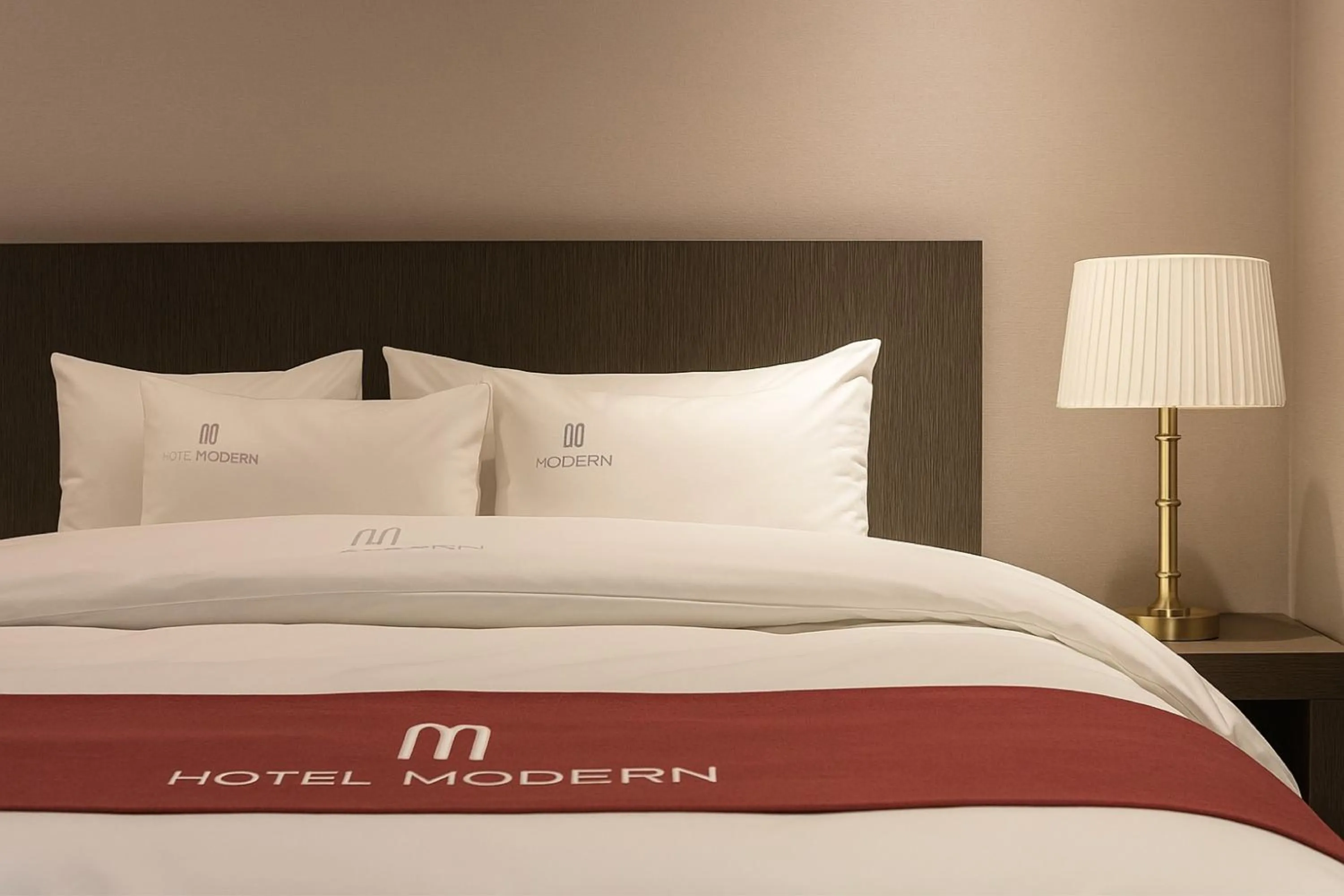 Bed in Seosan Modern Hotel