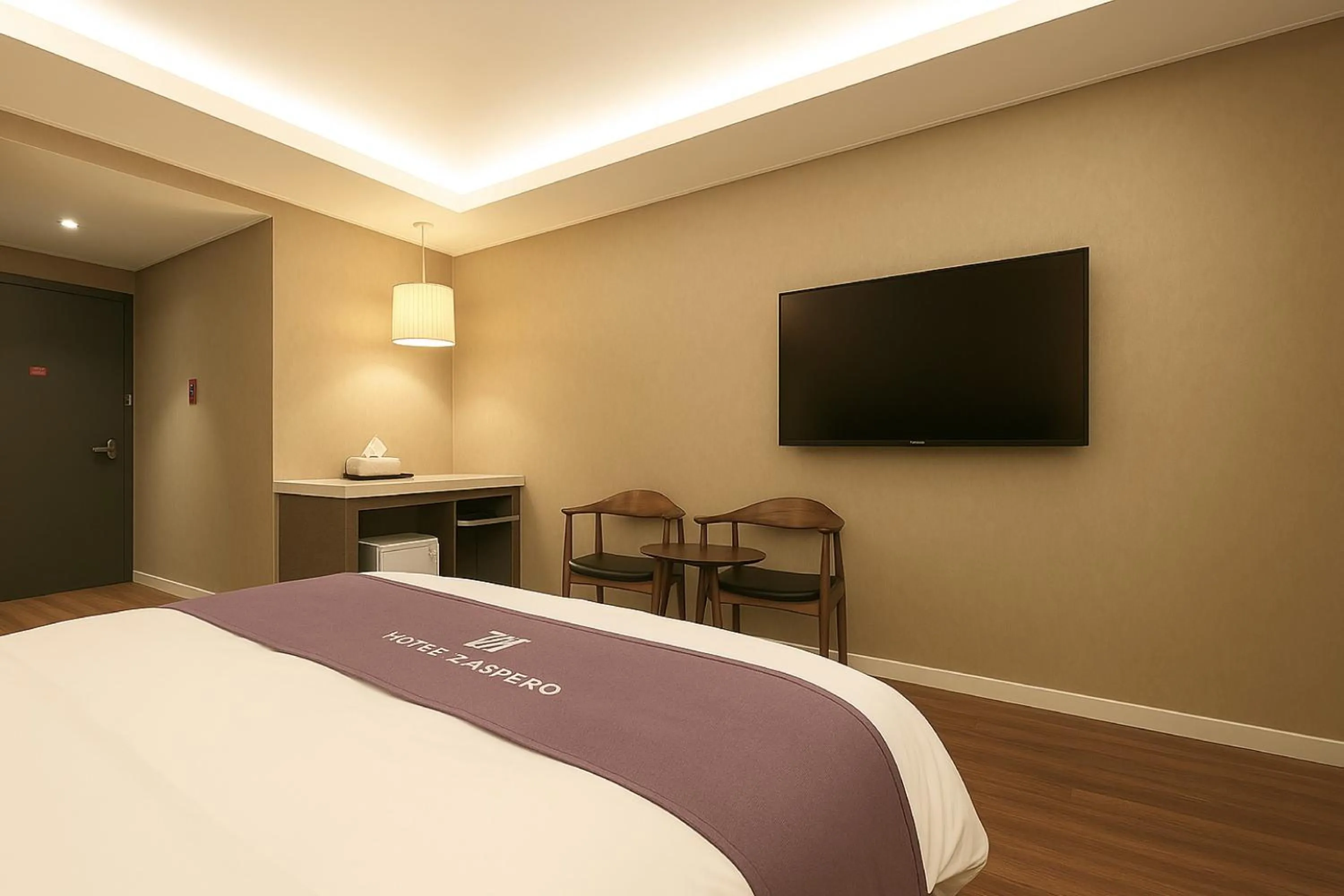 Bed in Seosan Modern Hotel