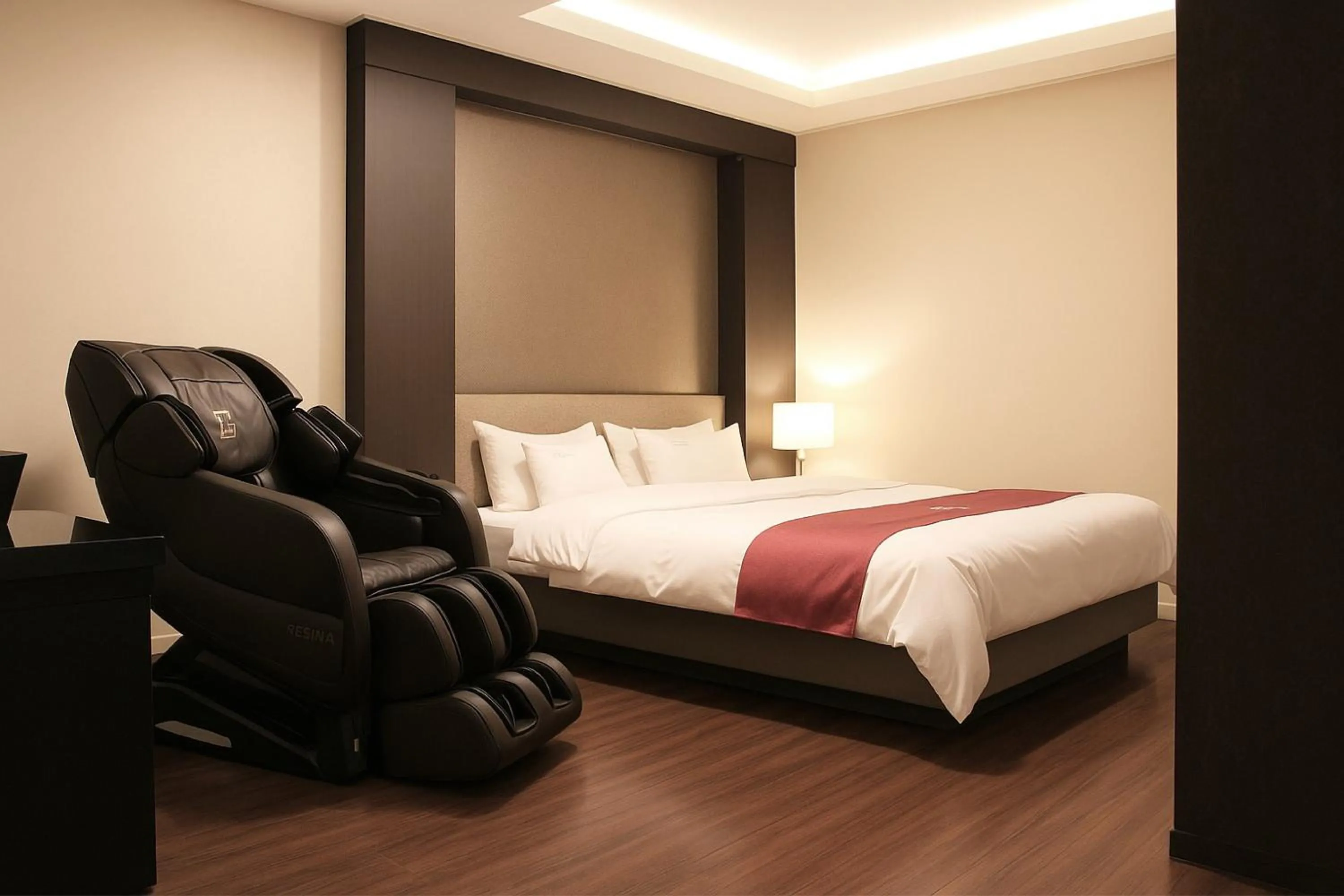 Bed in Seosan Modern Hotel