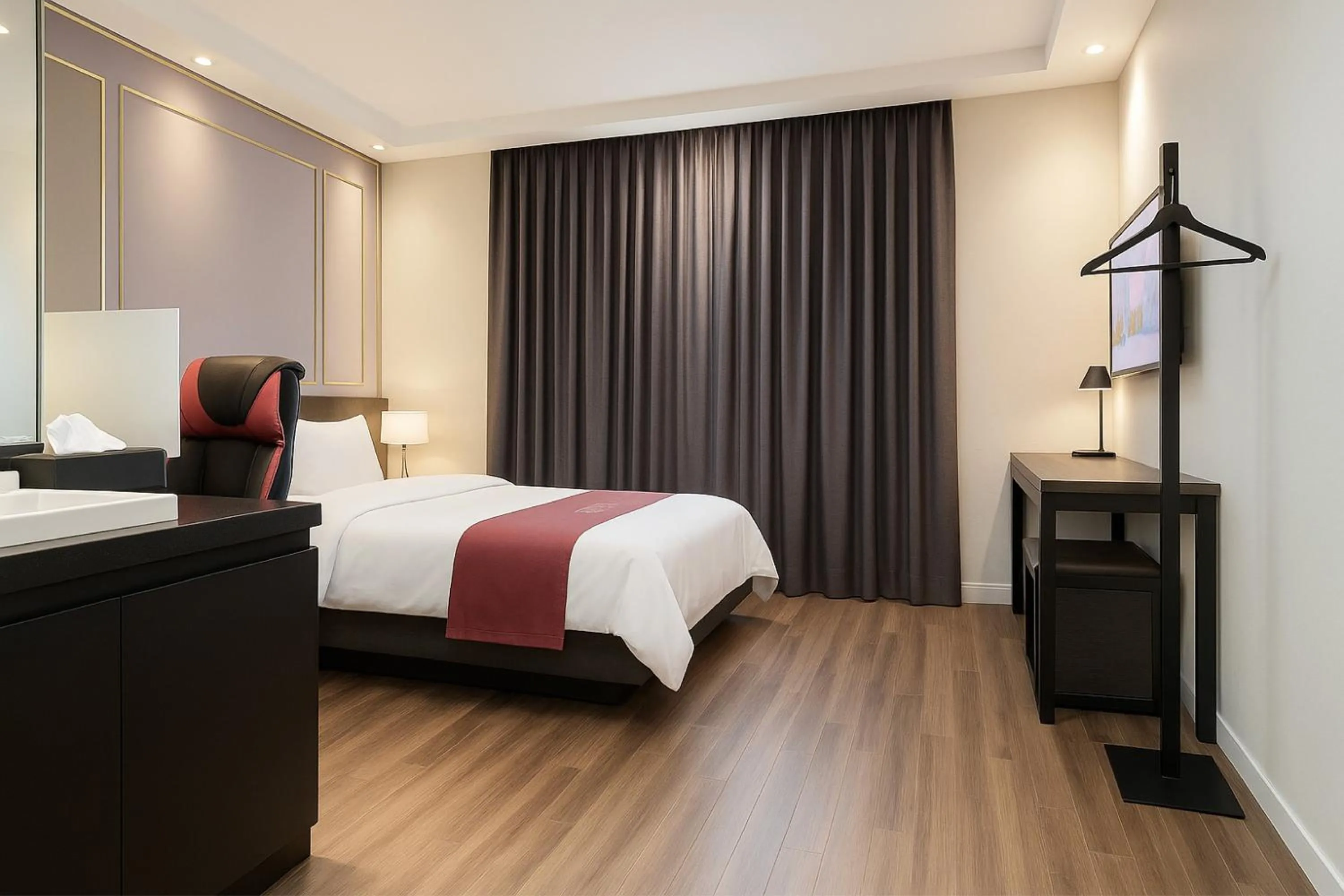 Bed in Seosan Modern Hotel