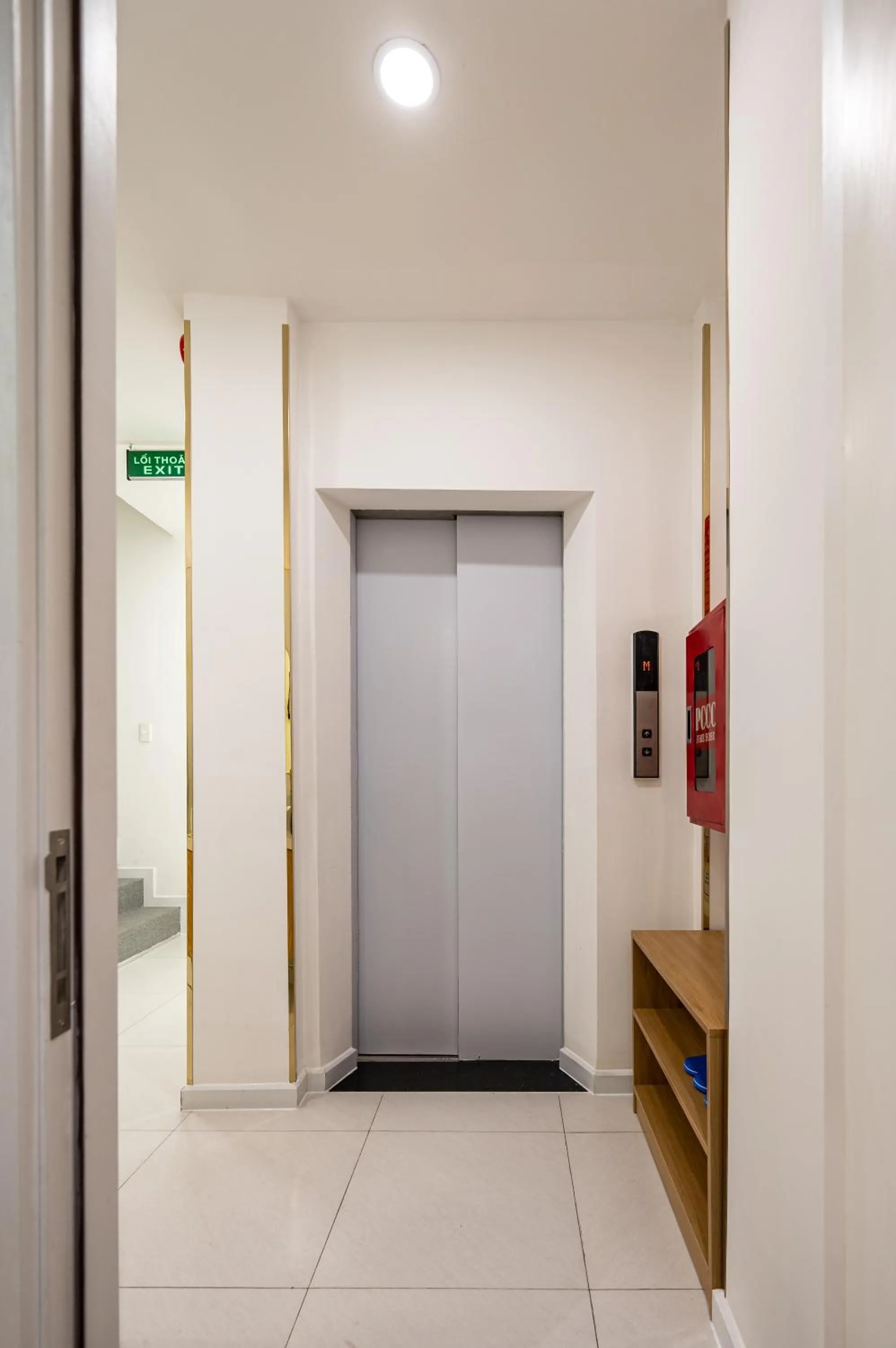 elevator in A Boi Apartment at District 3