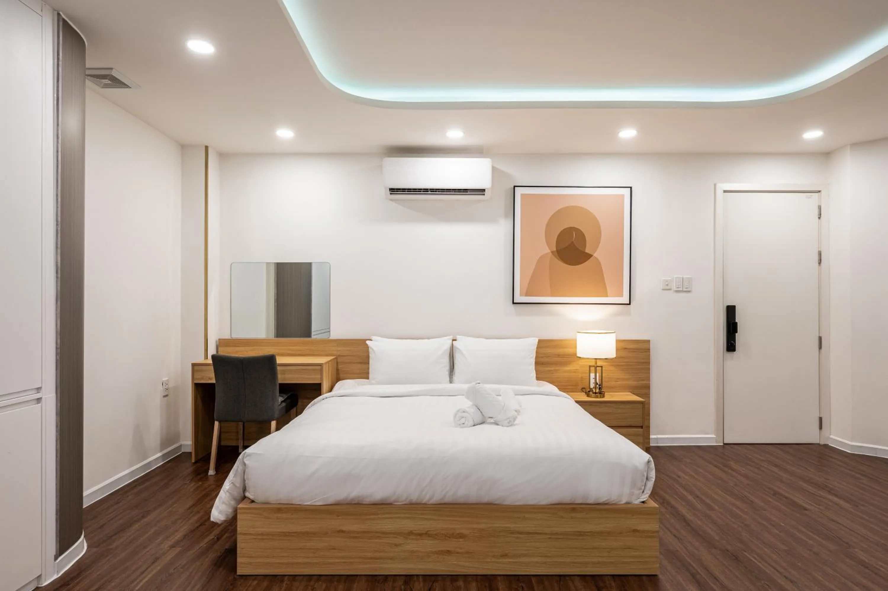 Bed in A Boi Apartment at District 3