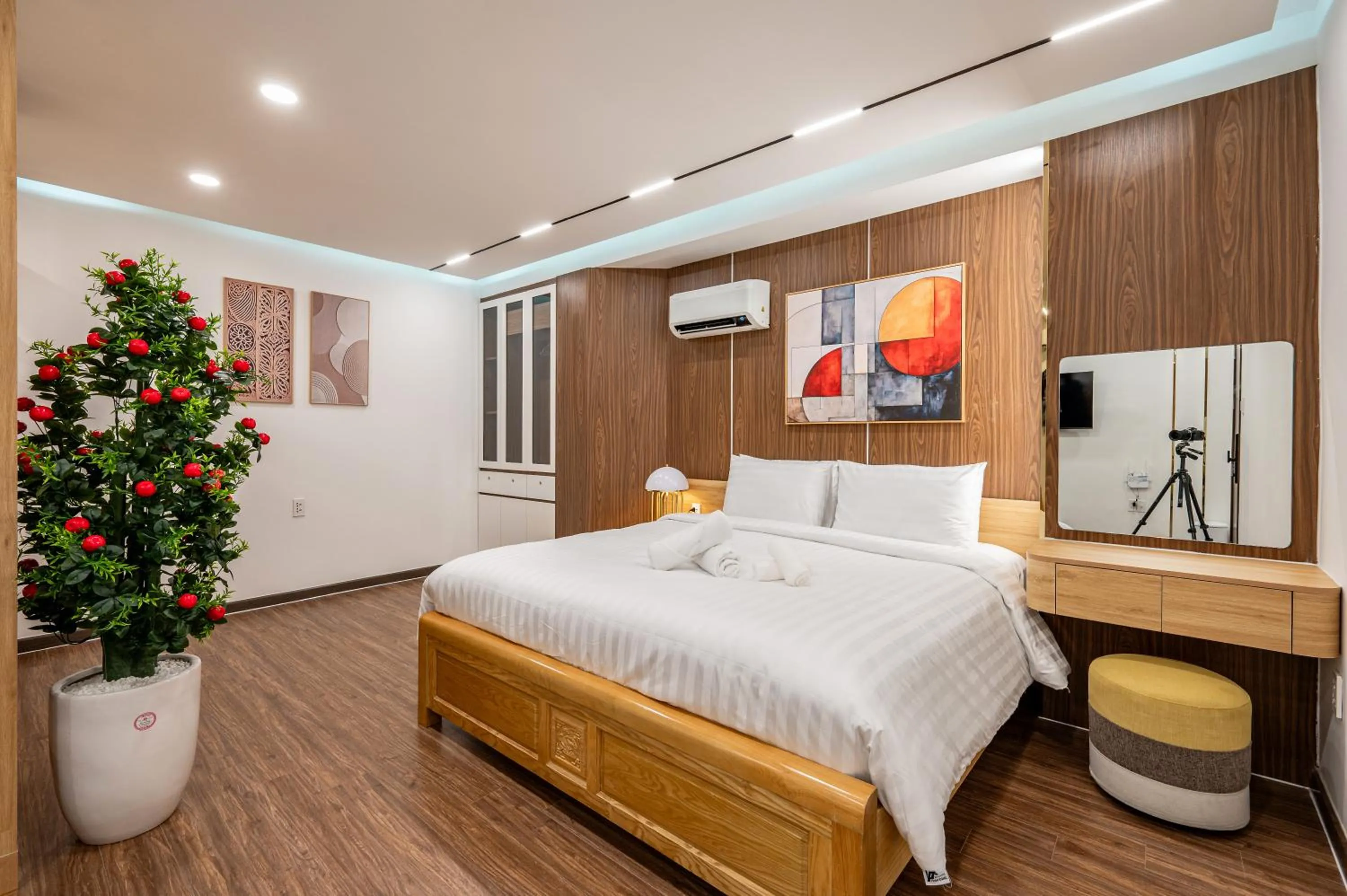 Bed in A Boi Apartment at District 3