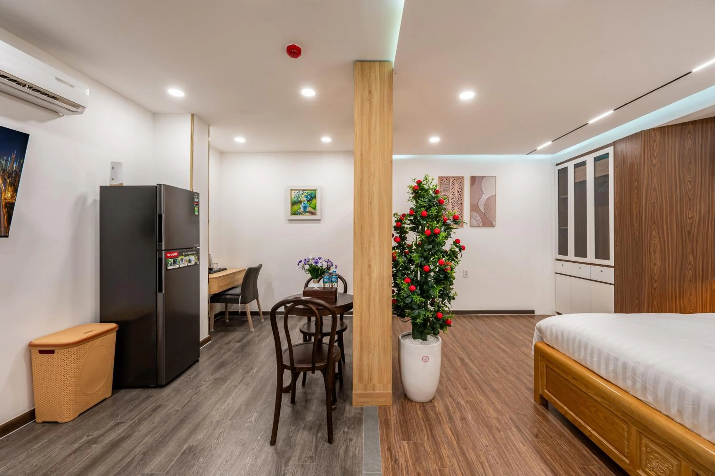 Bed in A Boi Apartment at District 3