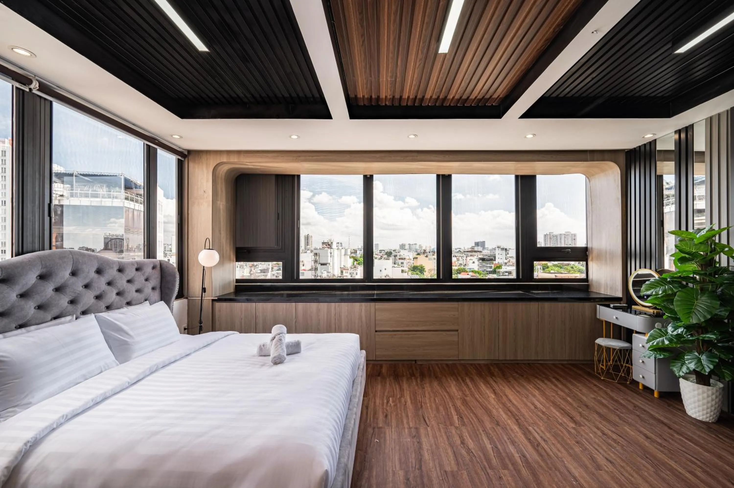 Bed in A Boi Apartment at District 3