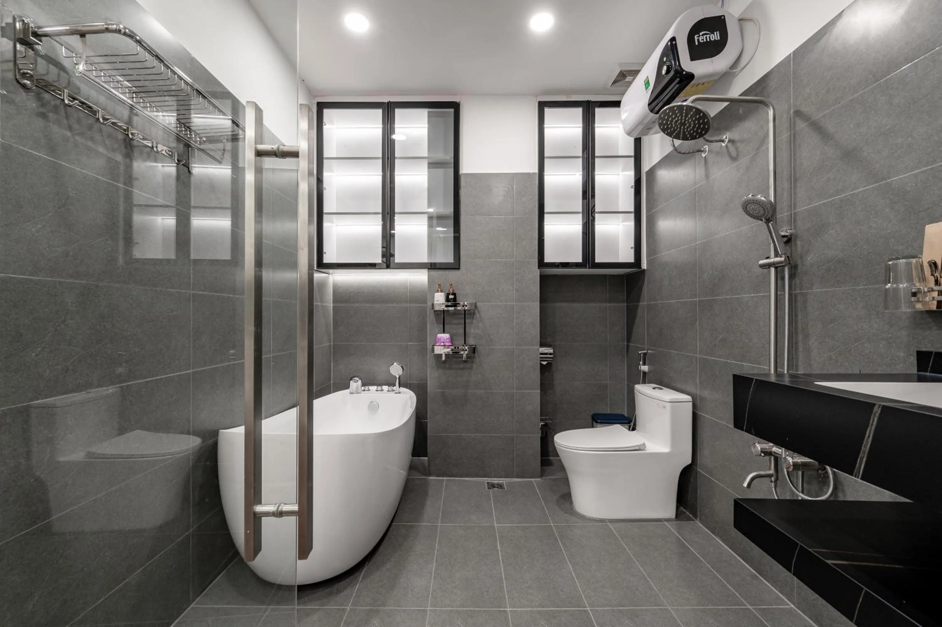 Shower in A Boi Apartment at District 3