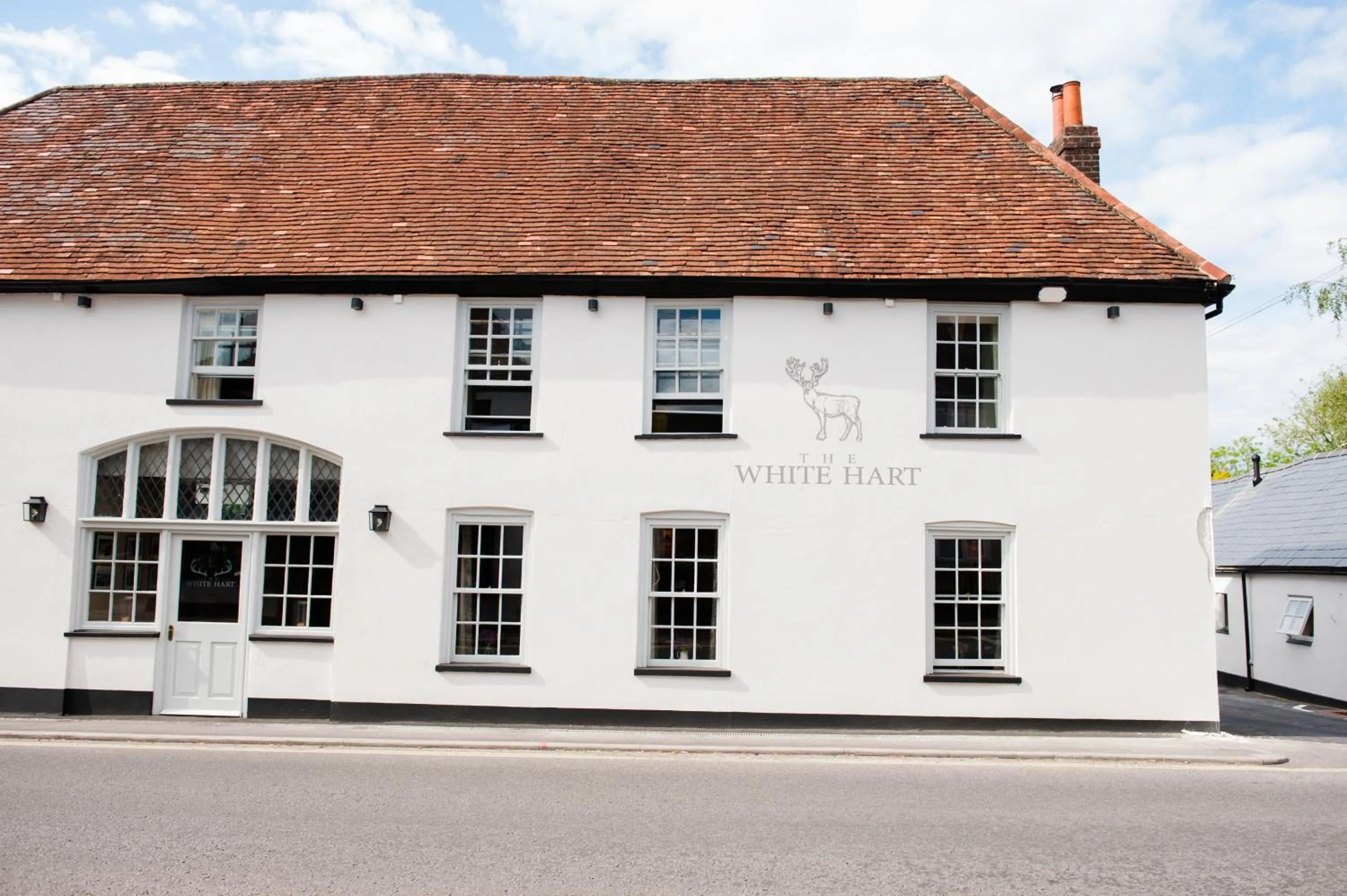 Property building in The White Hart, Overton