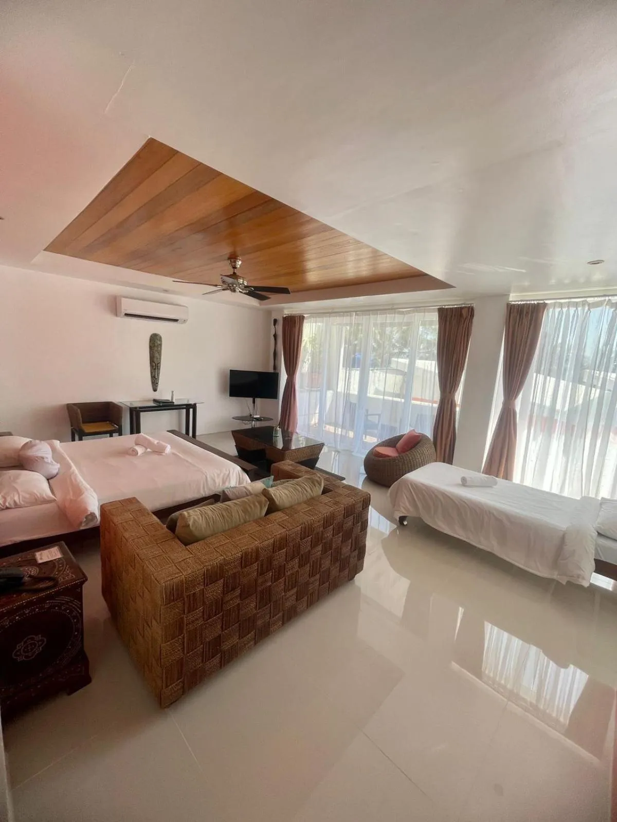 View (from property/room), Bed in Calypso Beach and Dive Resort