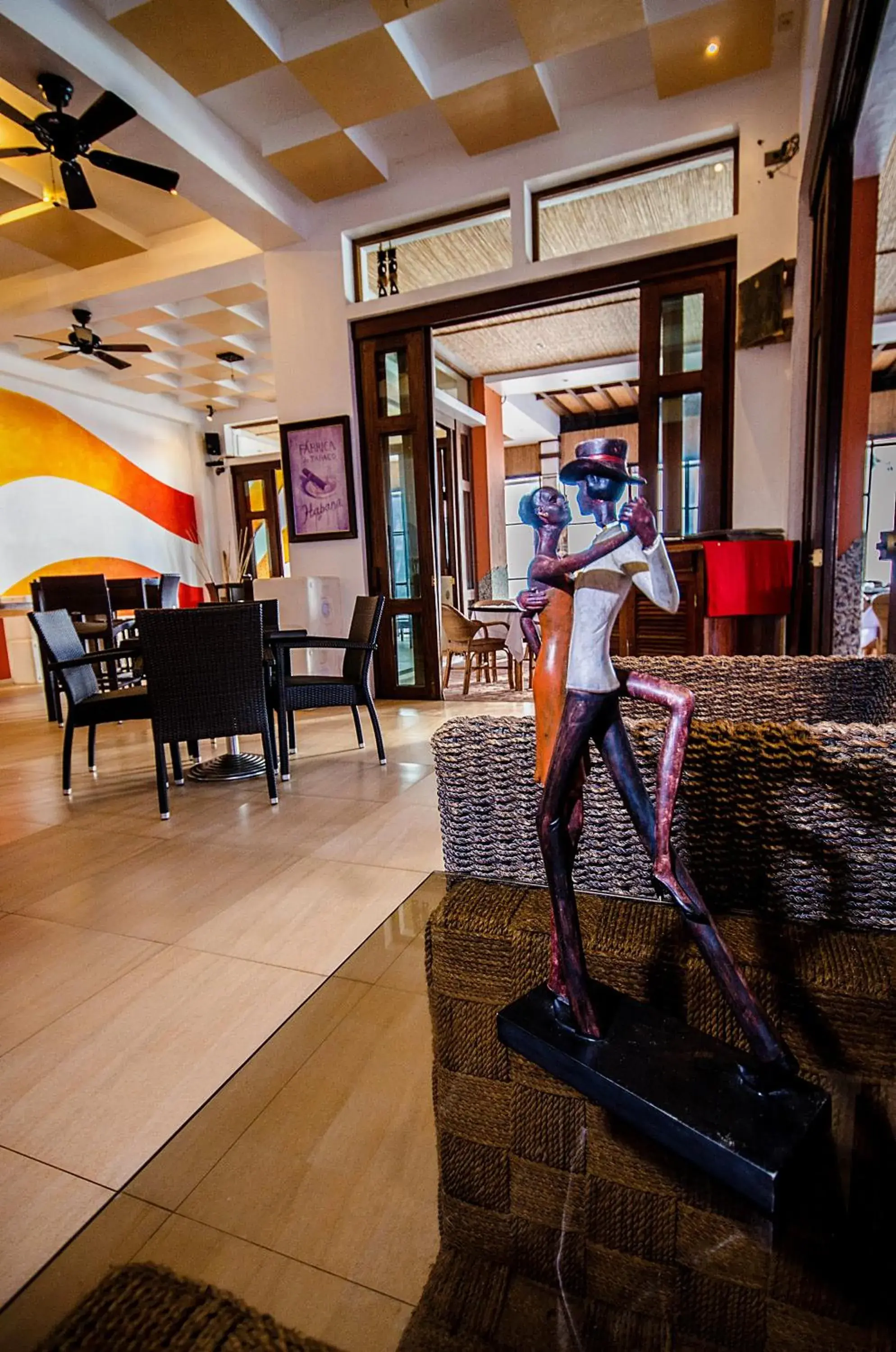 Restaurant/places to eat in Calypso Beach and Dive Resort Restaurant/places to eat in Calypso Beach and Dive Resort