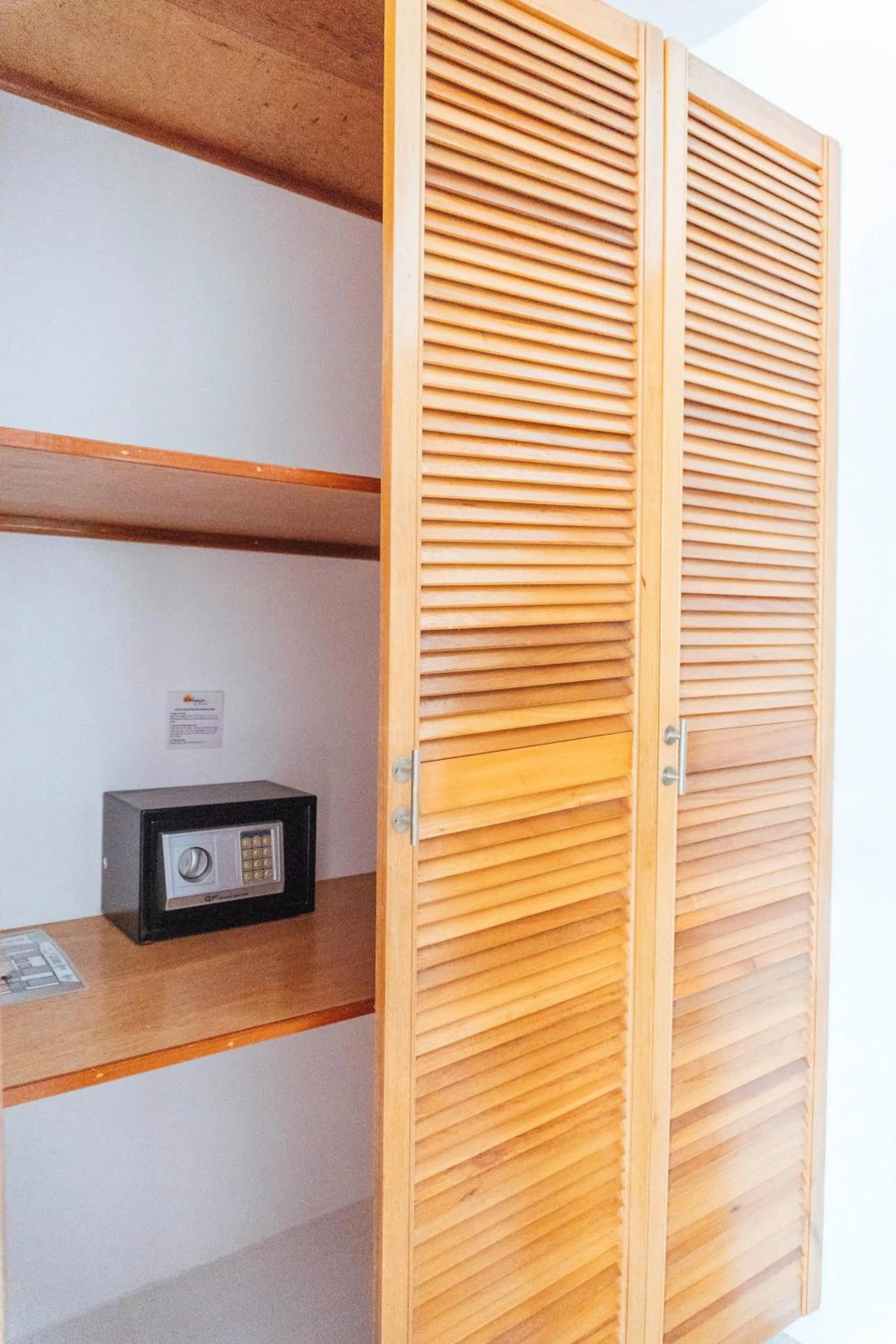 Photo of the whole room in Calypso Beach and Dive Resort