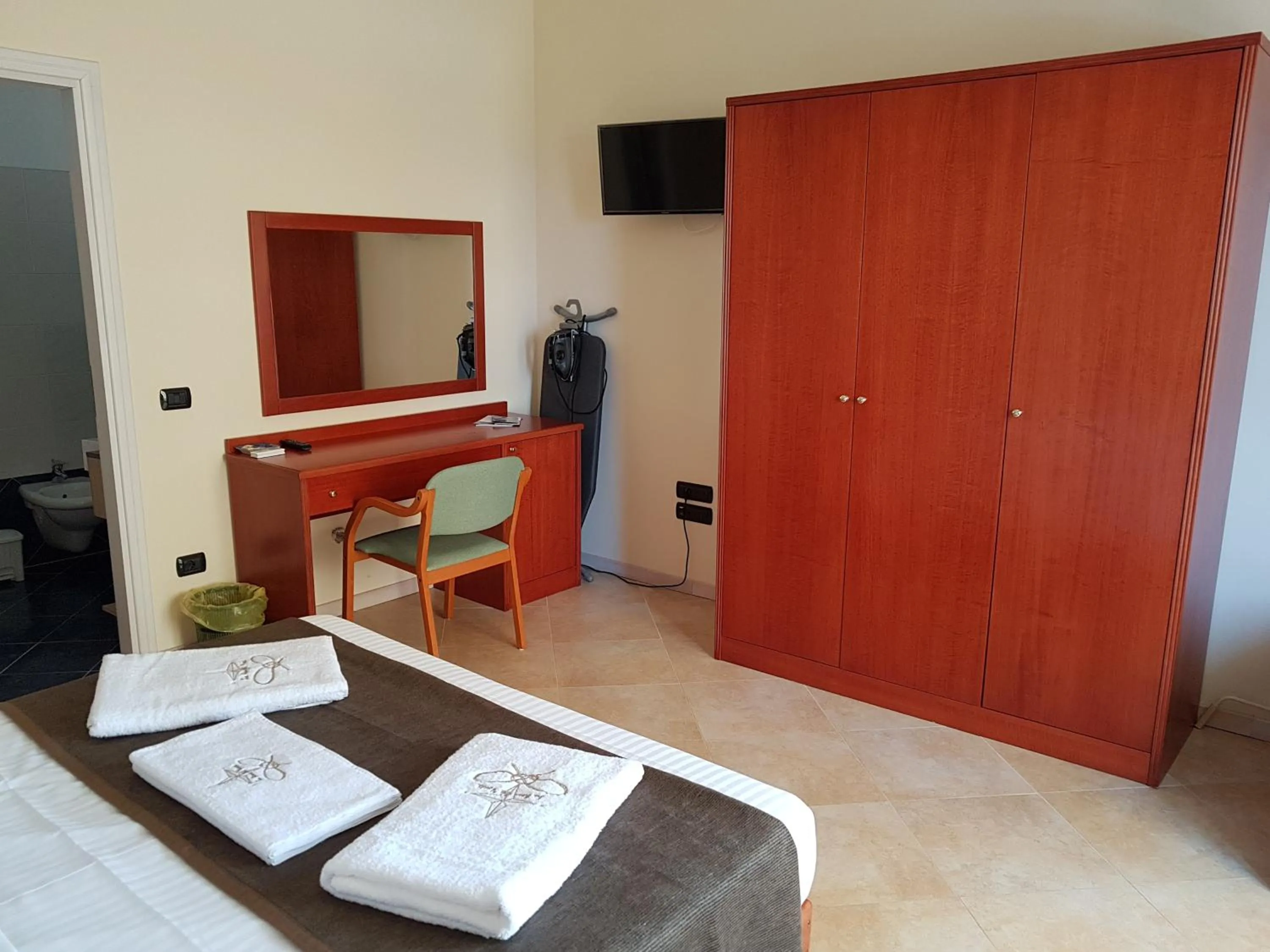 Double Room with Balcony and Sea View - single occupancy in La Rosa dei Venti