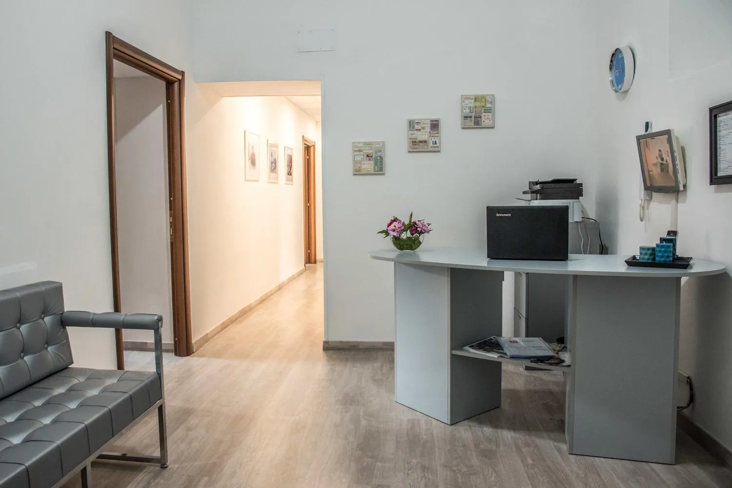 Lobby or reception in Grandis Rooms